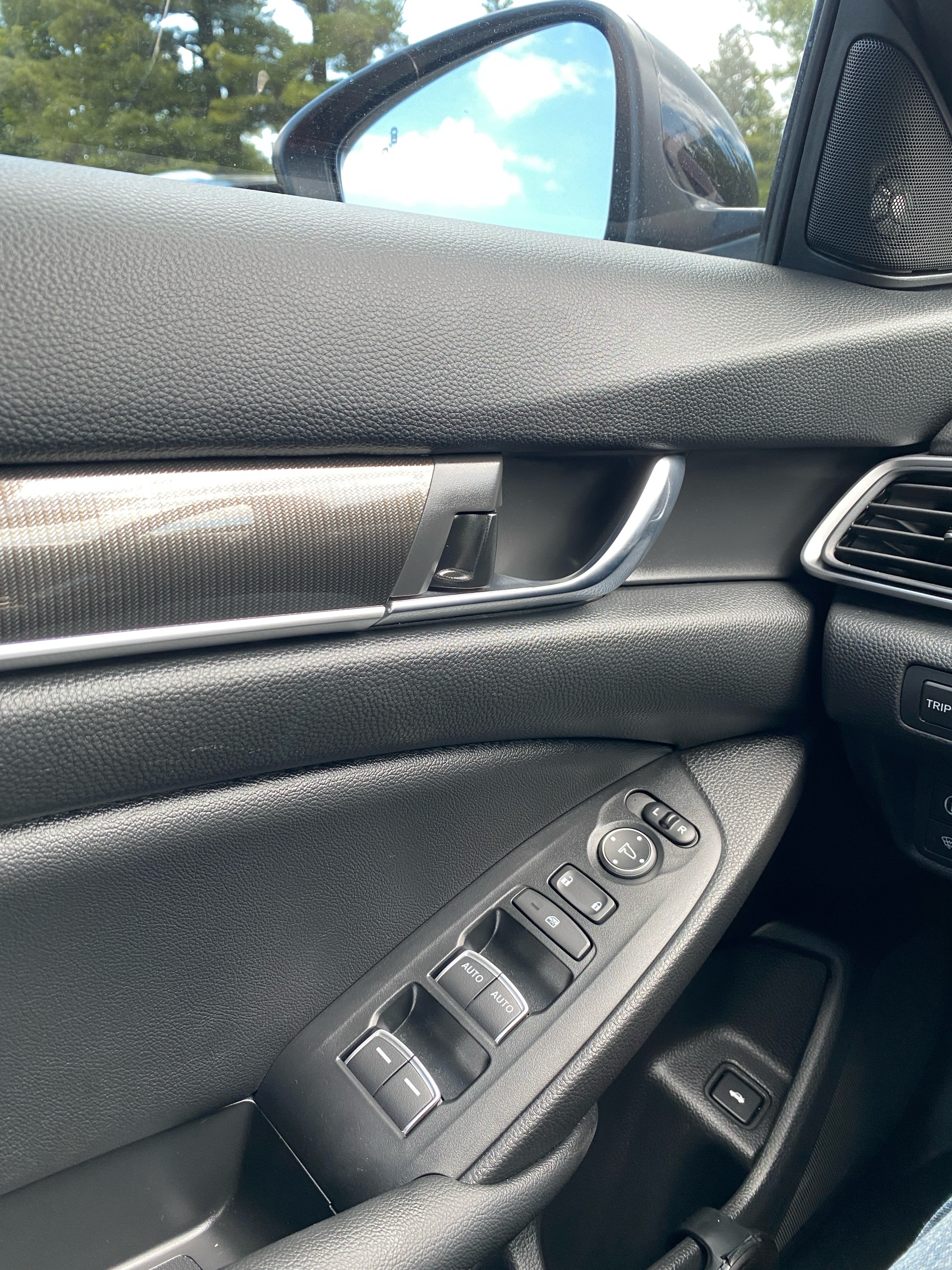/caspianautosalesservices/2021-Honda-Accord-708534637048192.jpg