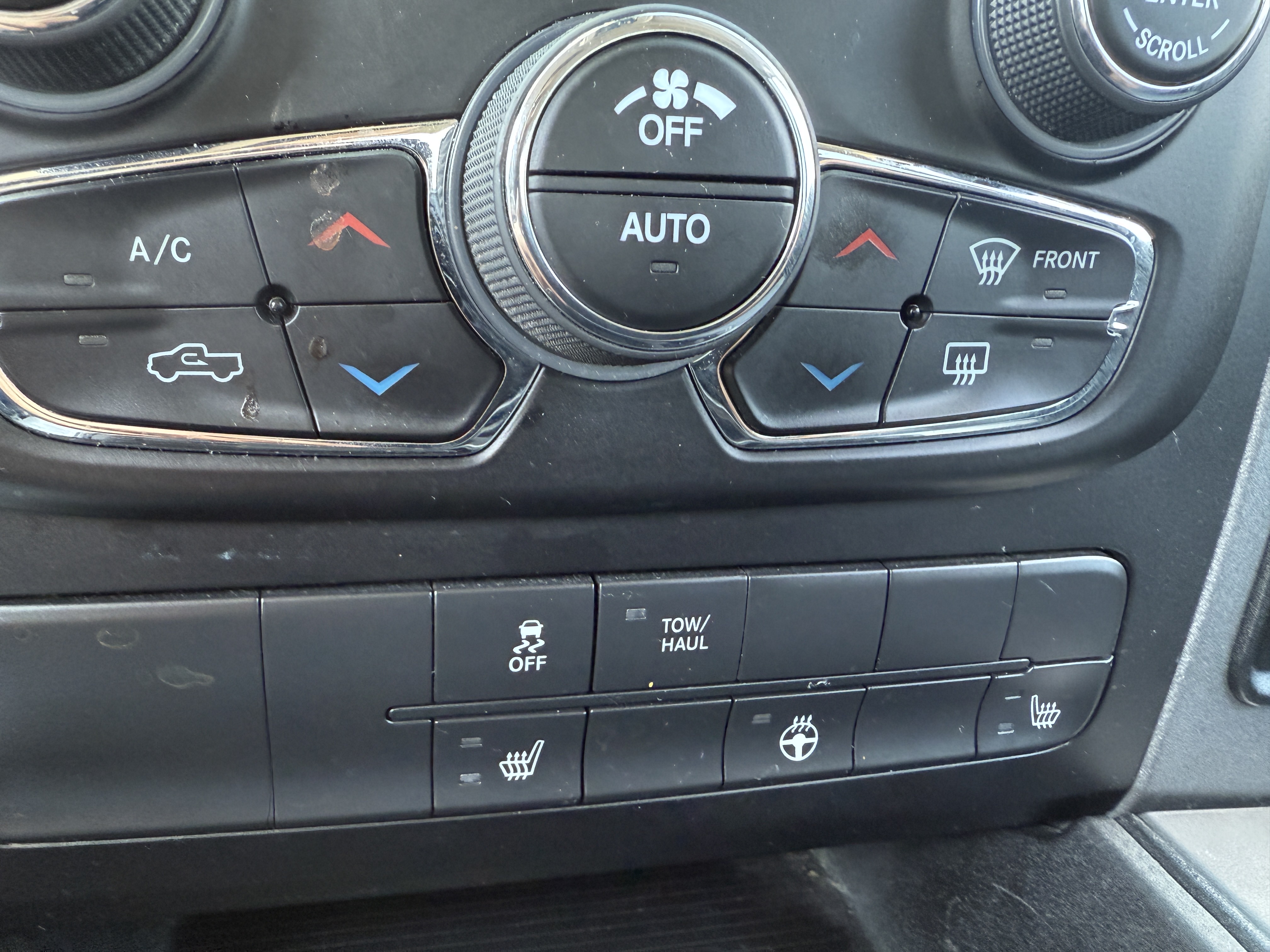 /caspianautosalesservices/2021-RAM-1500CLASSIC-057209435532387776.jpg