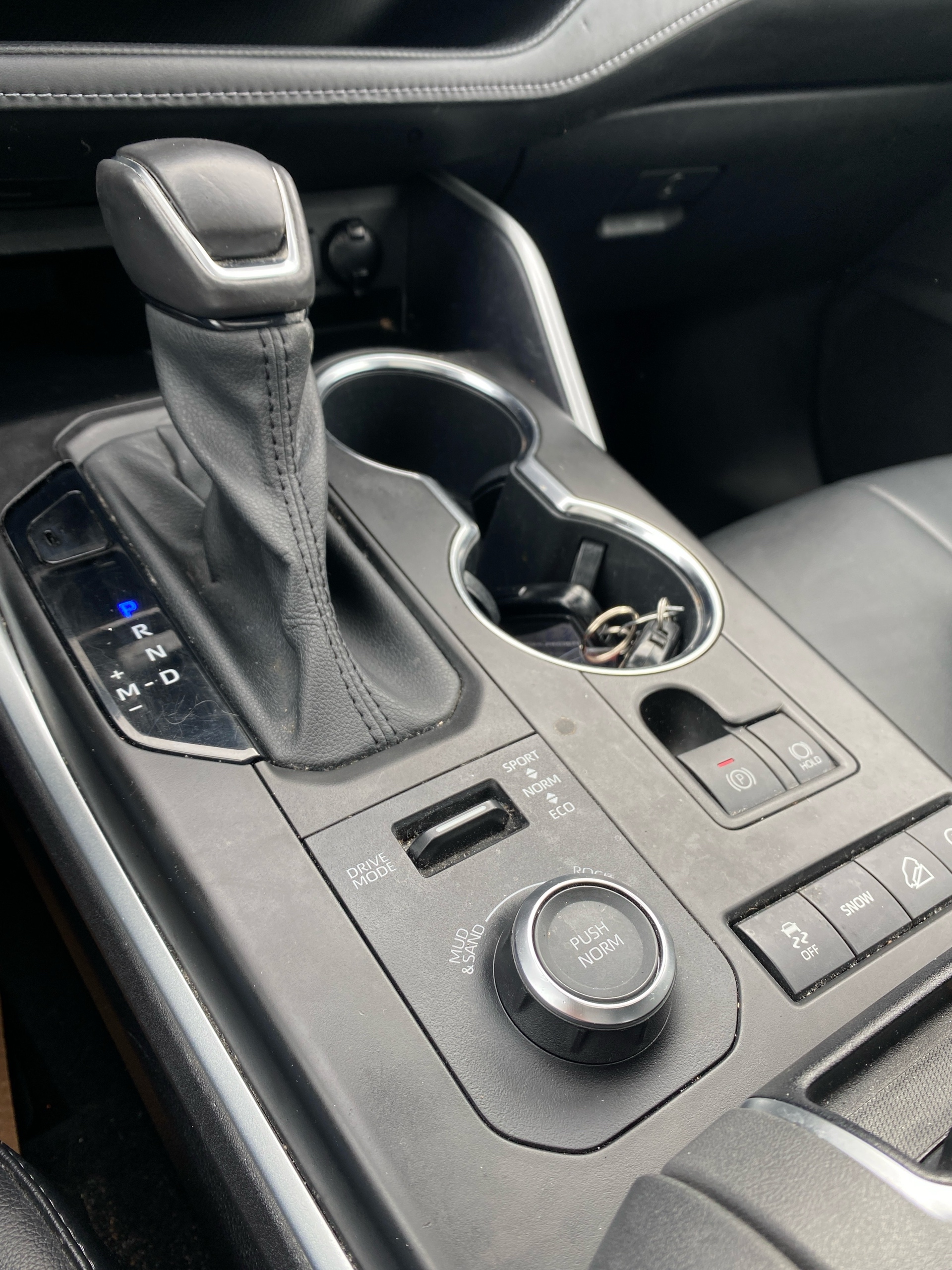 /caspianautosalesservices/2021-Toyota-Highlander-6480525311865992.jpg