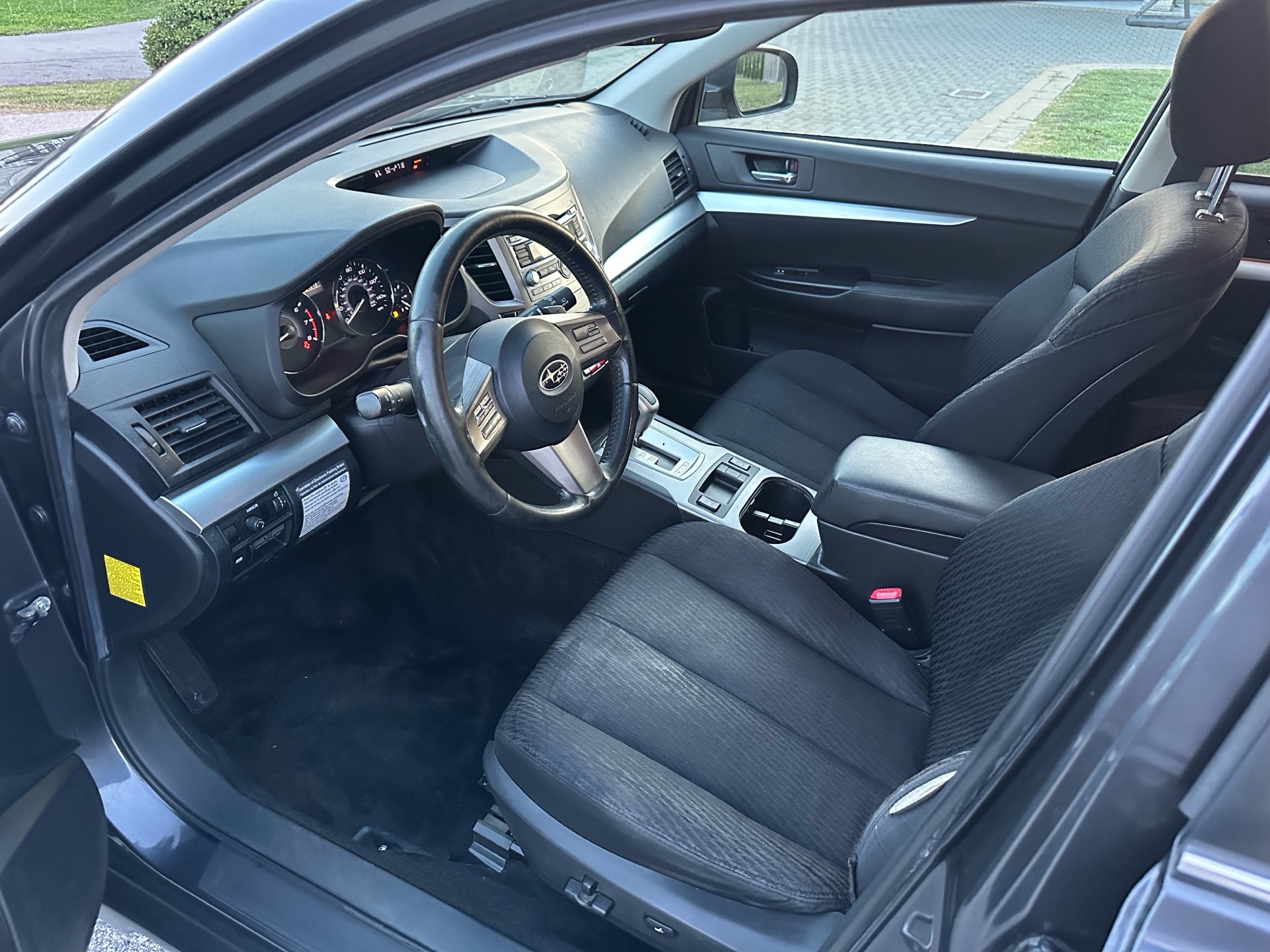/choosesuperauto/2011-Subaru-Outback-150743775659127.jpg