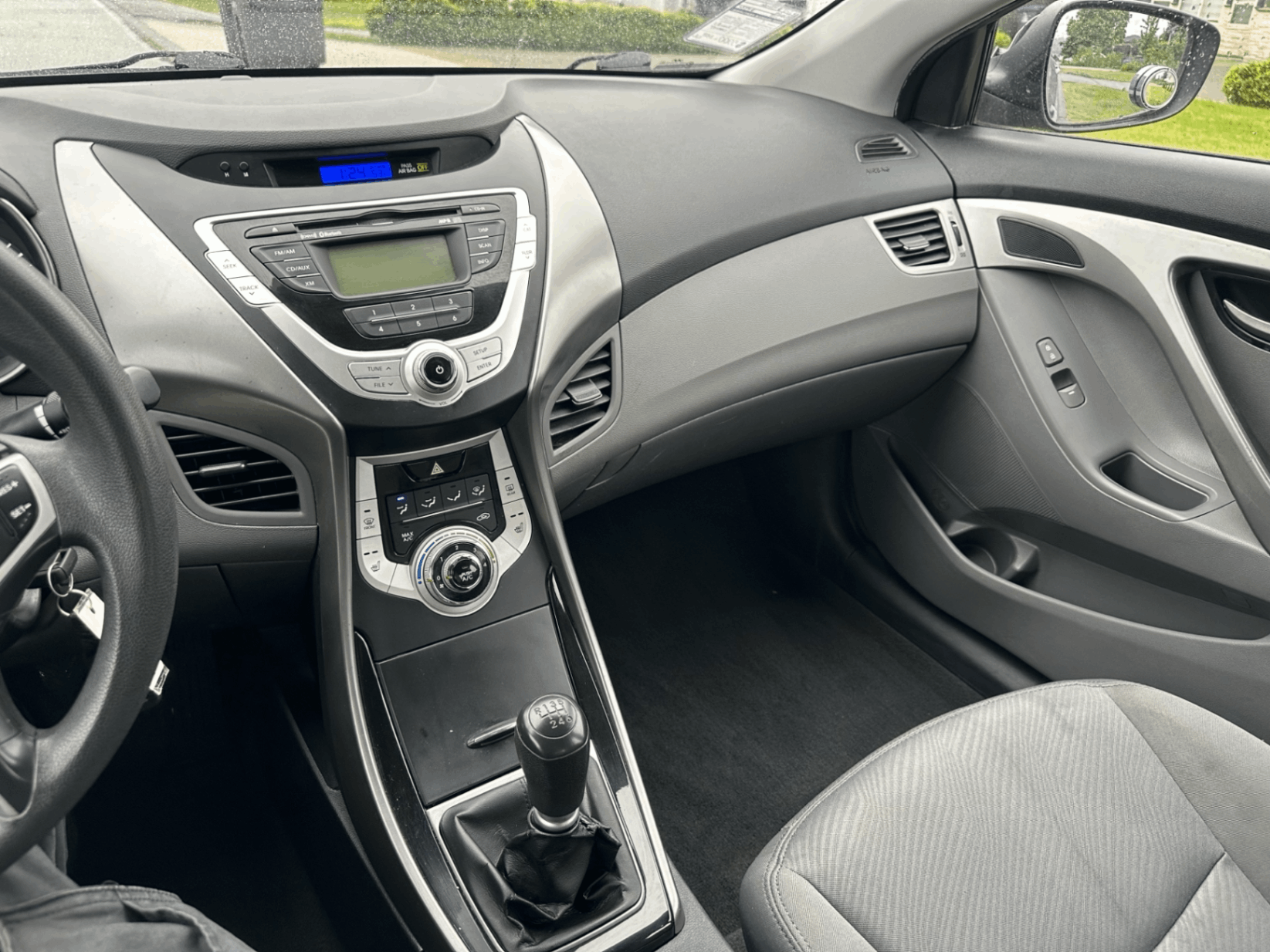 /choosesuperauto/2012-Hyundai-Elantra-226792374575723.jpg