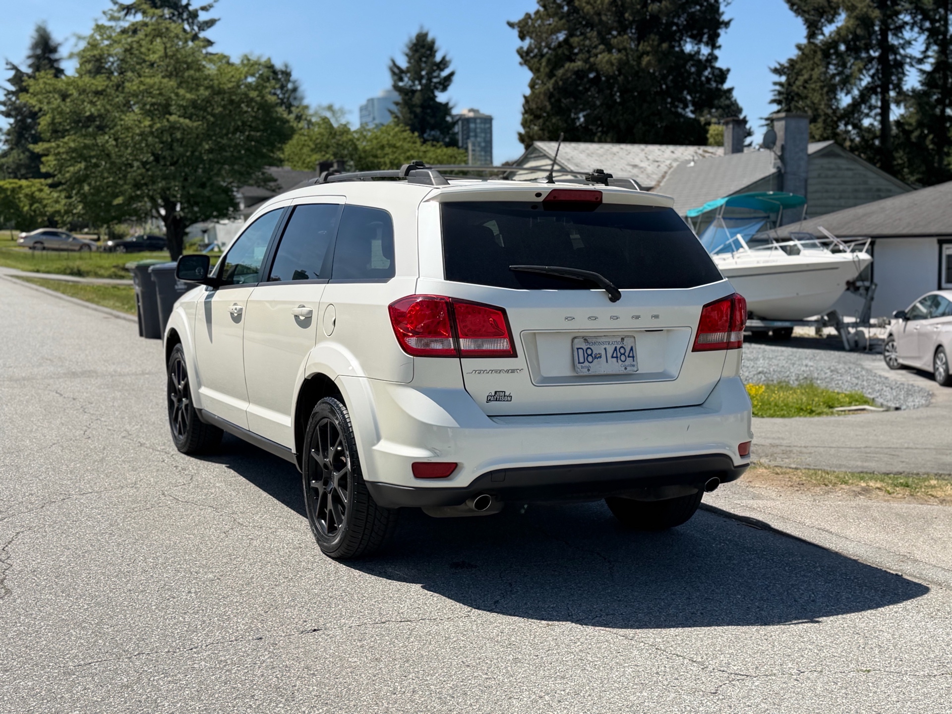 /choosesuperauto/2014-Dodge-Journey-9413718438225402.jpg