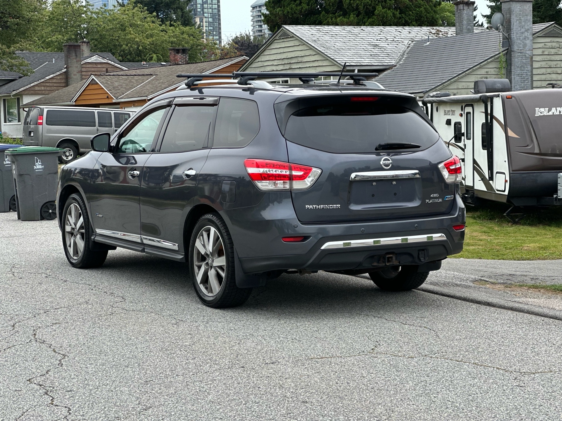 /choosesuperauto/2014-Nissan-Pathfinder-12292037975733106.jpg