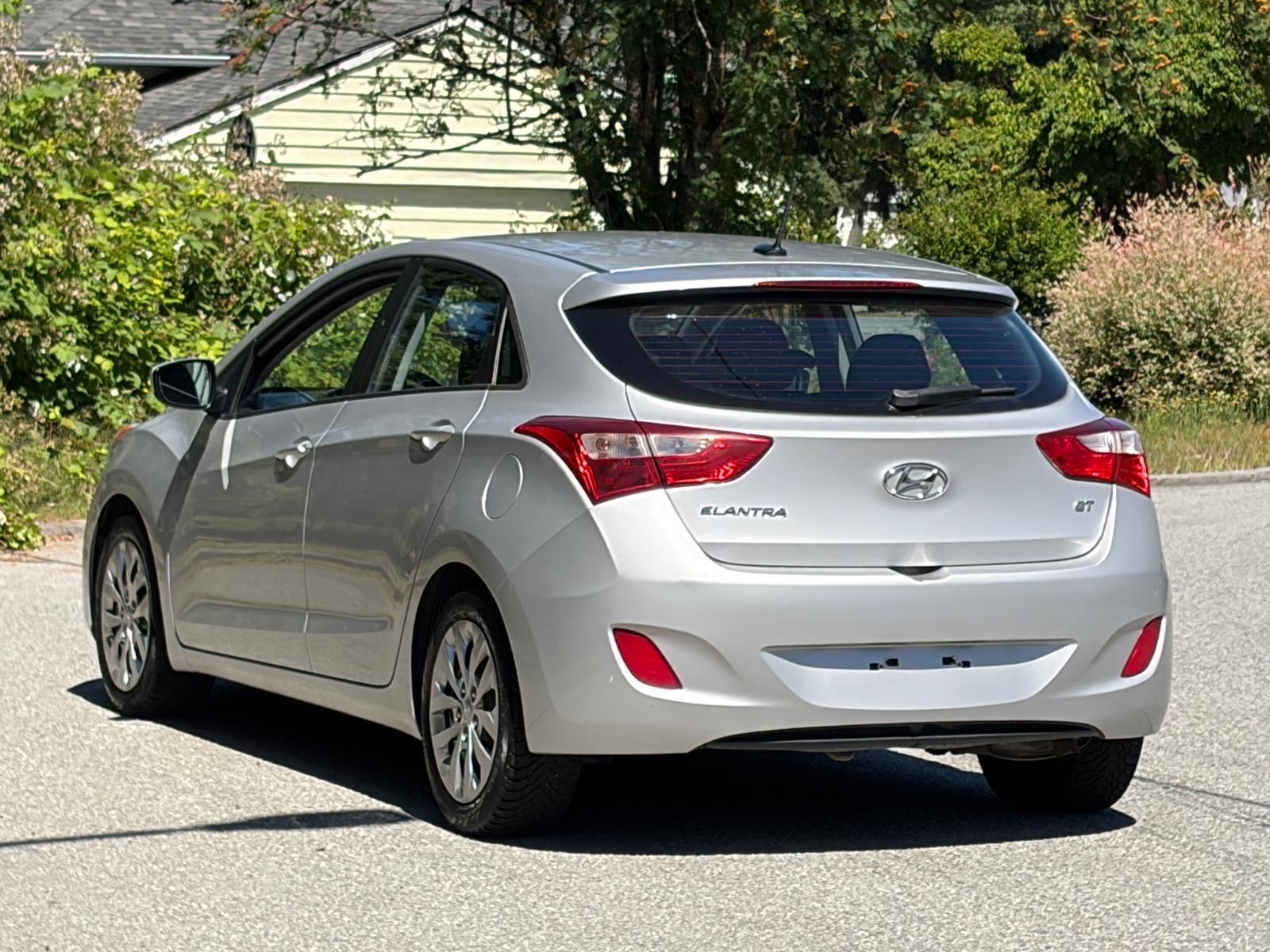 /choosesuperauto/2016-Hyundai-ElantraGT-9004262359473028.jpg