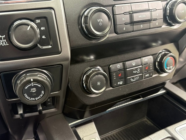 /choosesuperauto/2019-Ford-F-150-5445671092424318.jpg