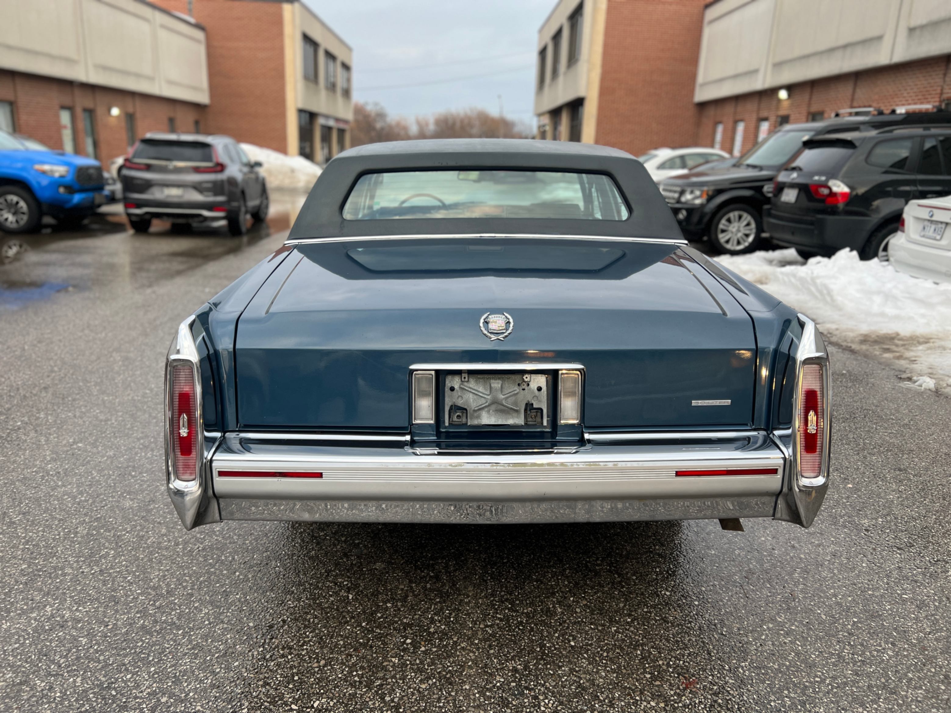 /crownautomobile/1991-Cadillac-Brougham-5054016185501453.jpg