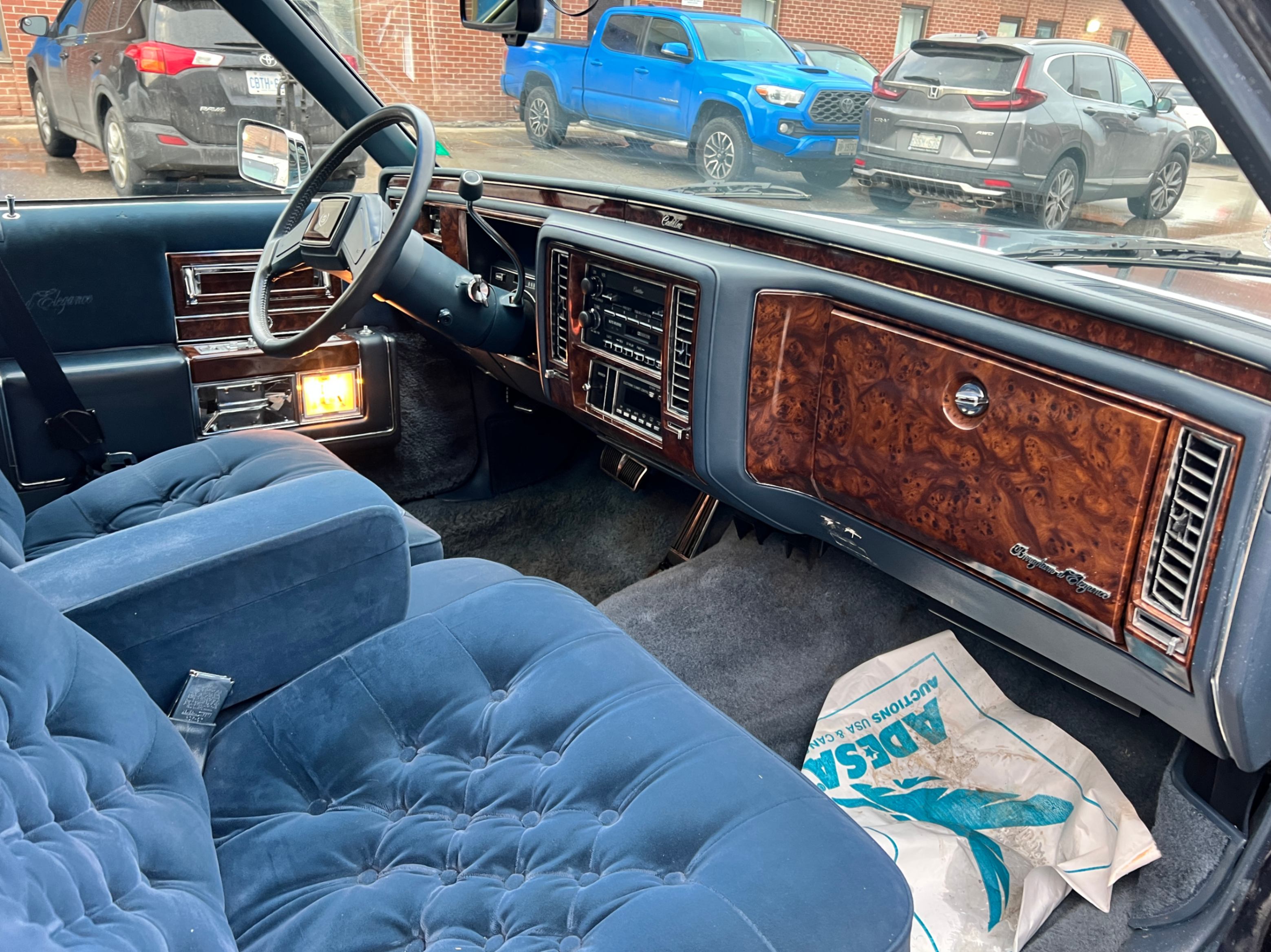 /crownautomobile/1991-Cadillac-Brougham-7716647068939371.jpg