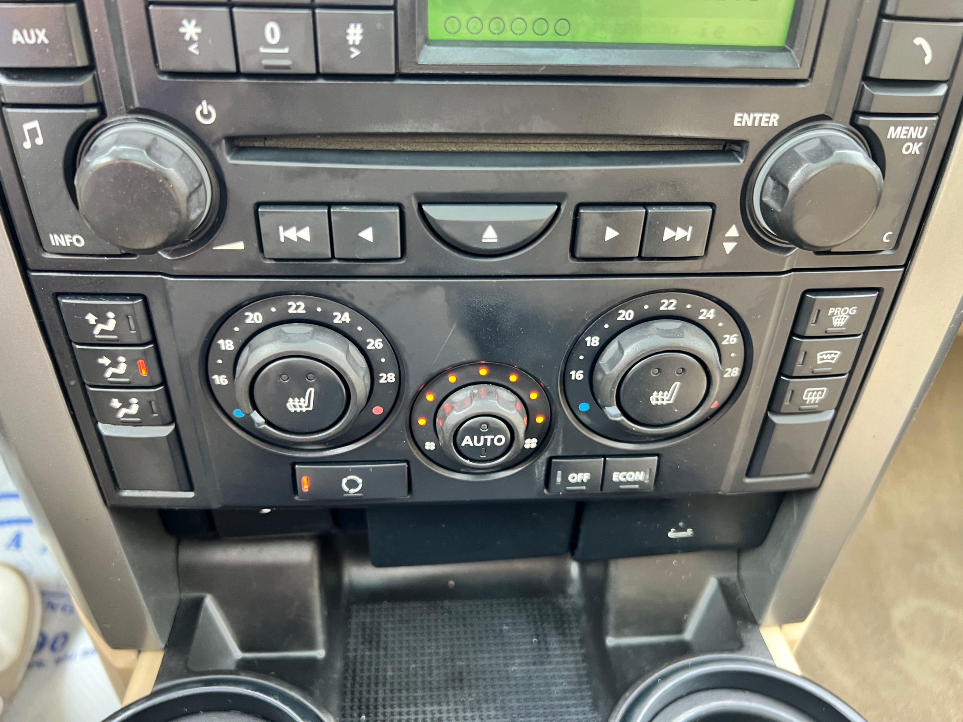 /crownautomobile/2008-LandRover-LR3-23205007477539552.jpg