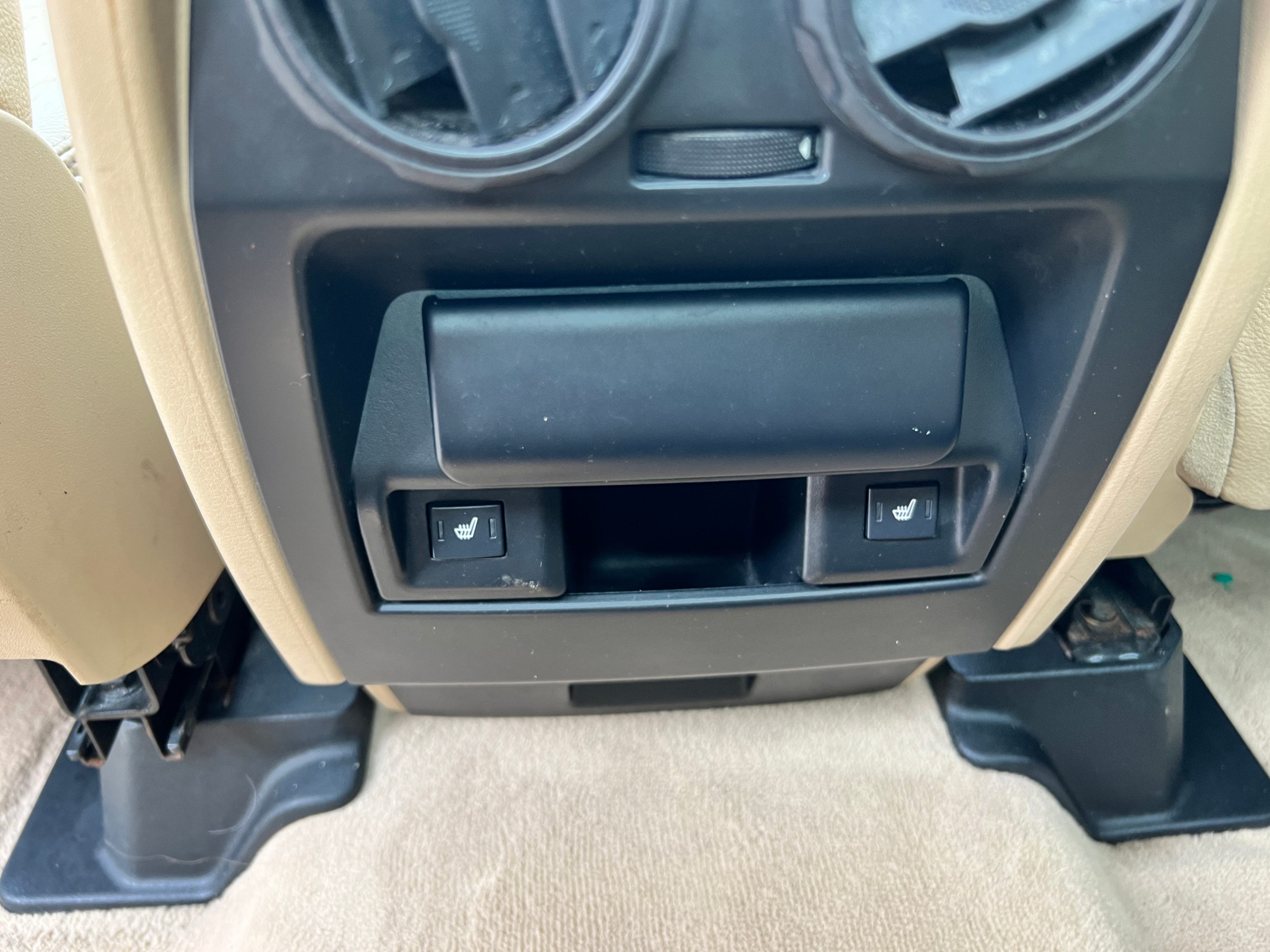 /crownautomobile/2008-LandRover-LR3-6409226377573813.jpg