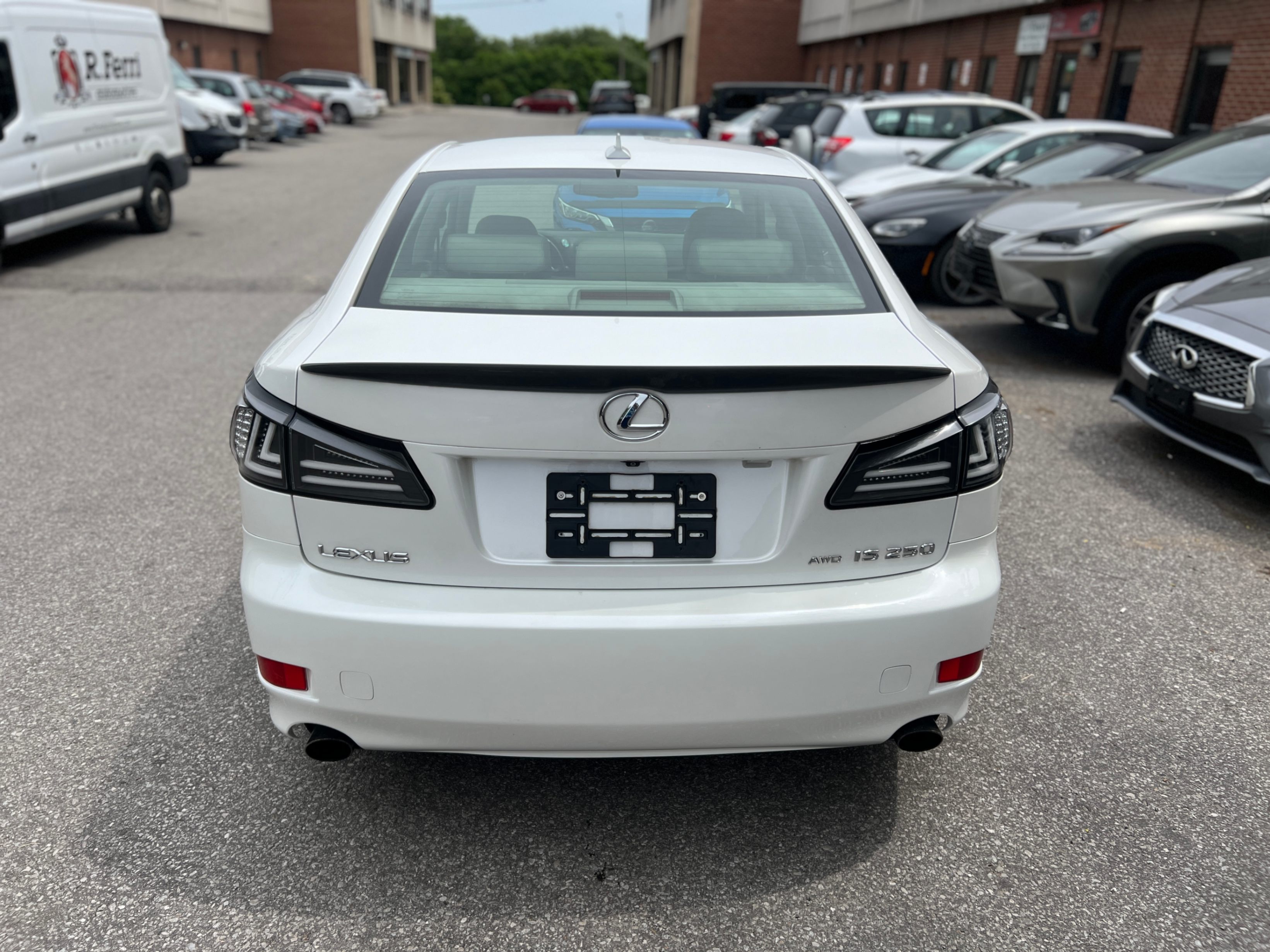 /crownautomobile/2008-Lexus-IS250-8815370948544294.jpg