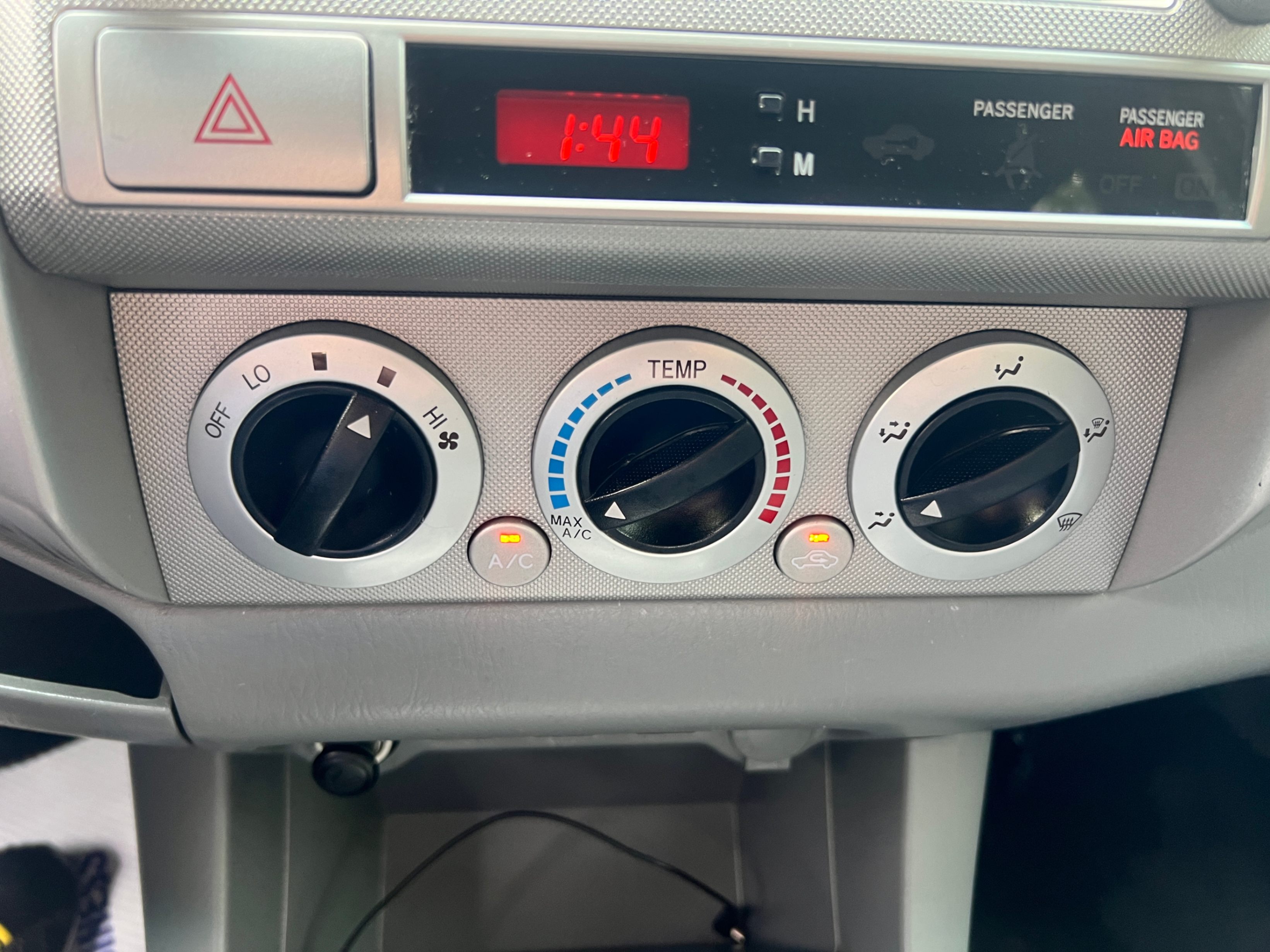 /crownautomobile/2009-Toyota-Tacoma-050020540635835165.jpg