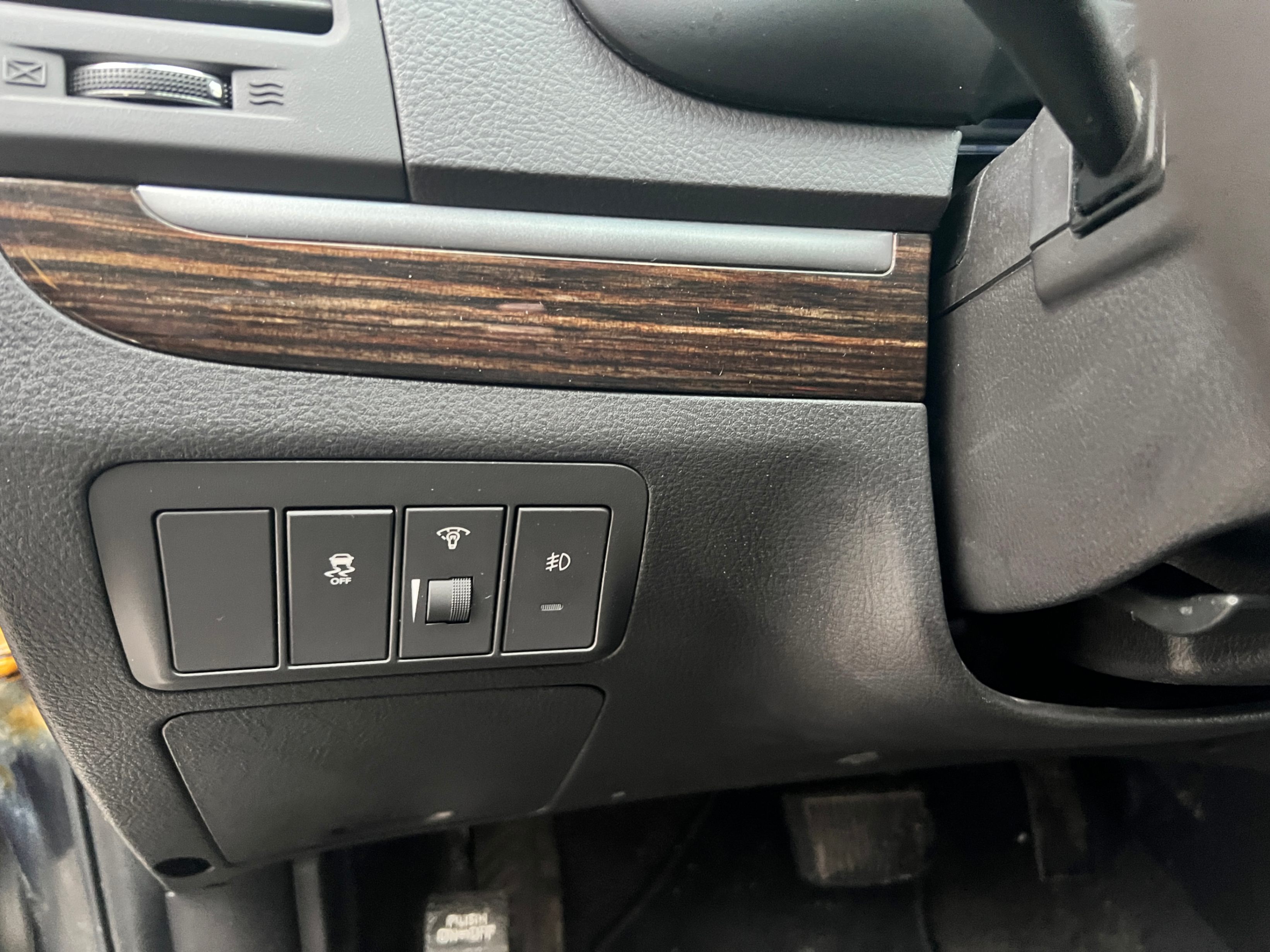 /crownautomobile/2011-Hyundai-SantaFe-8002979084495869.jpg