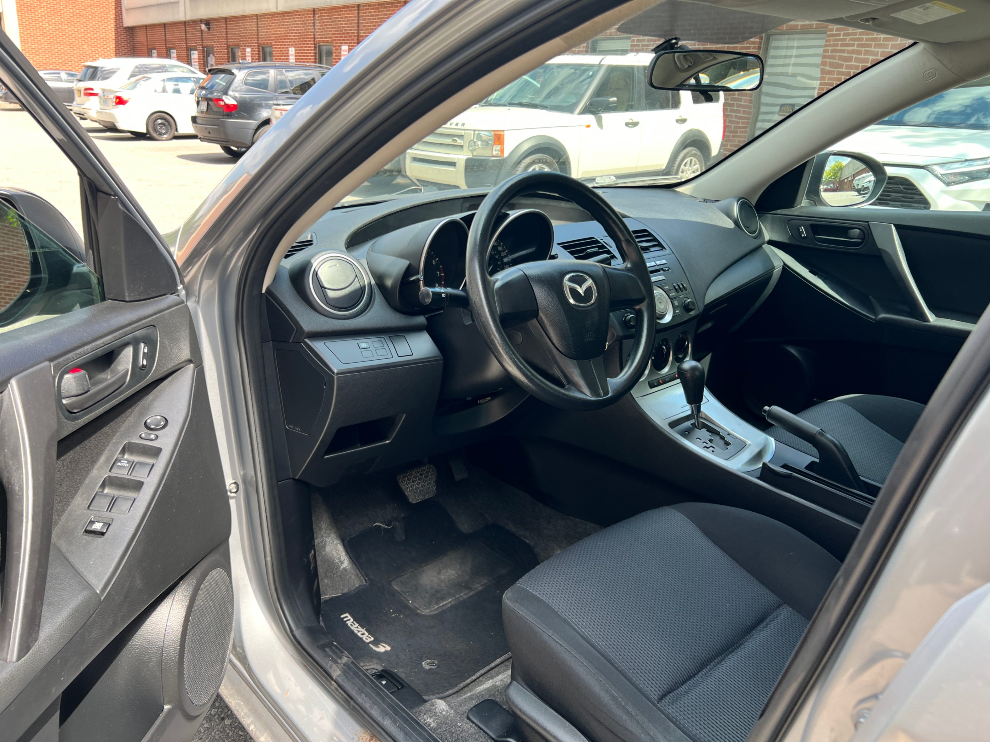 /crownautomobile/2011-Mazda-Mazda3-5099701690456653.jpg