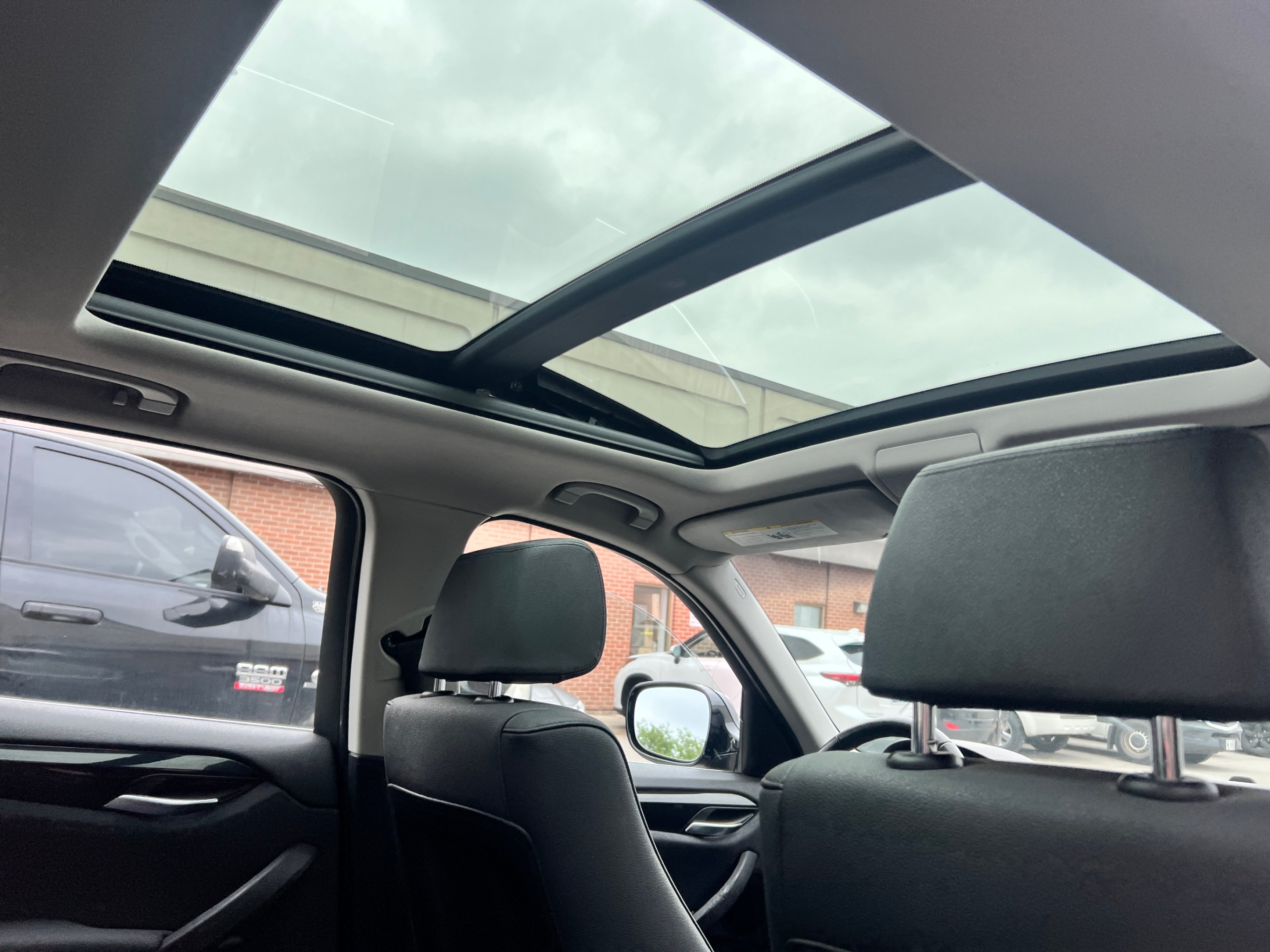 /crownautomobile/2012-BMW-X1-059693666507071086.jpg