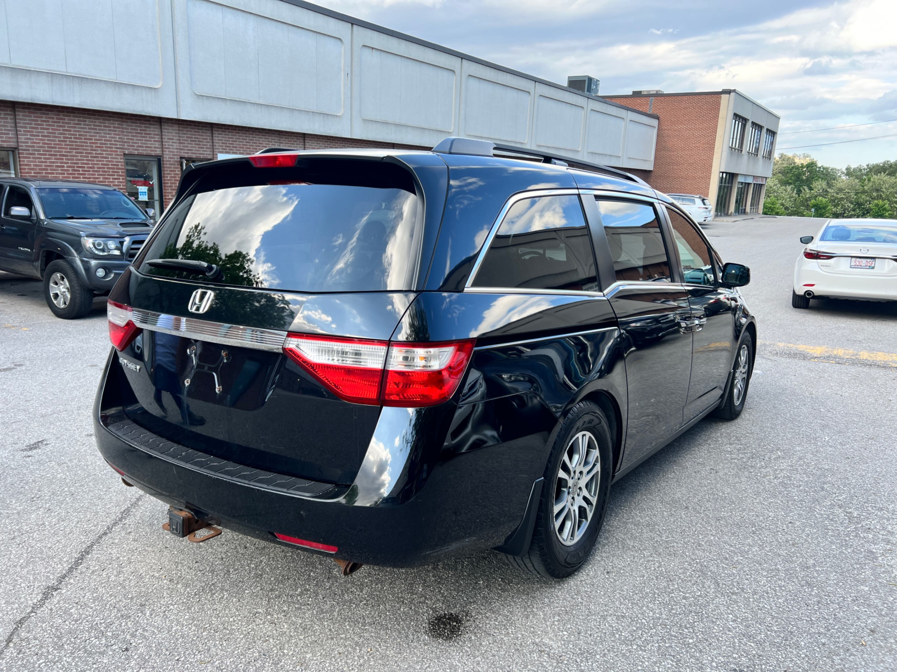 /crownautomobile/2012-Honda-Odyssey-5972781455777643.jpg