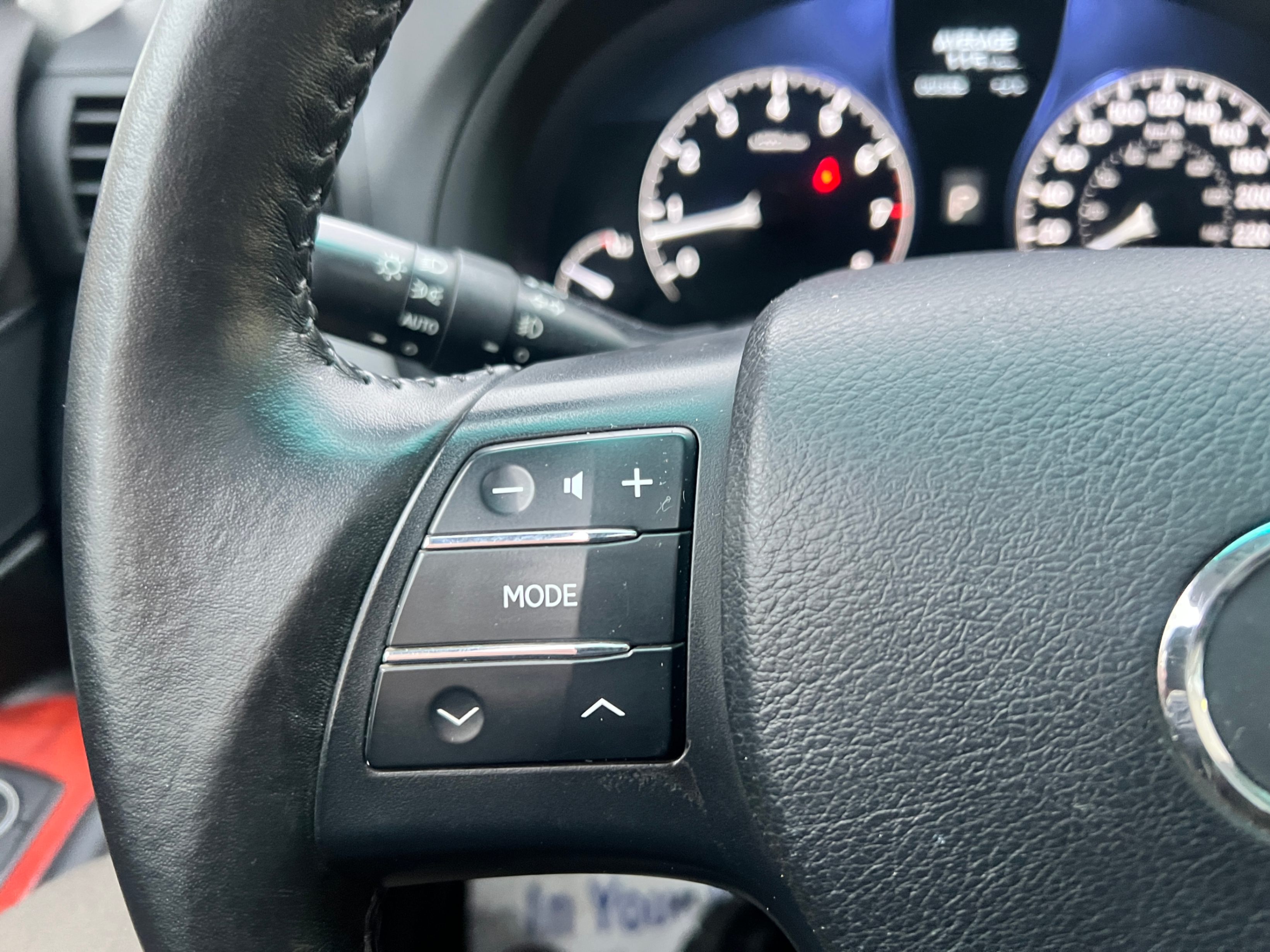 /crownautomobile/2012-Lexus-RX350-9980256371116032.jpg