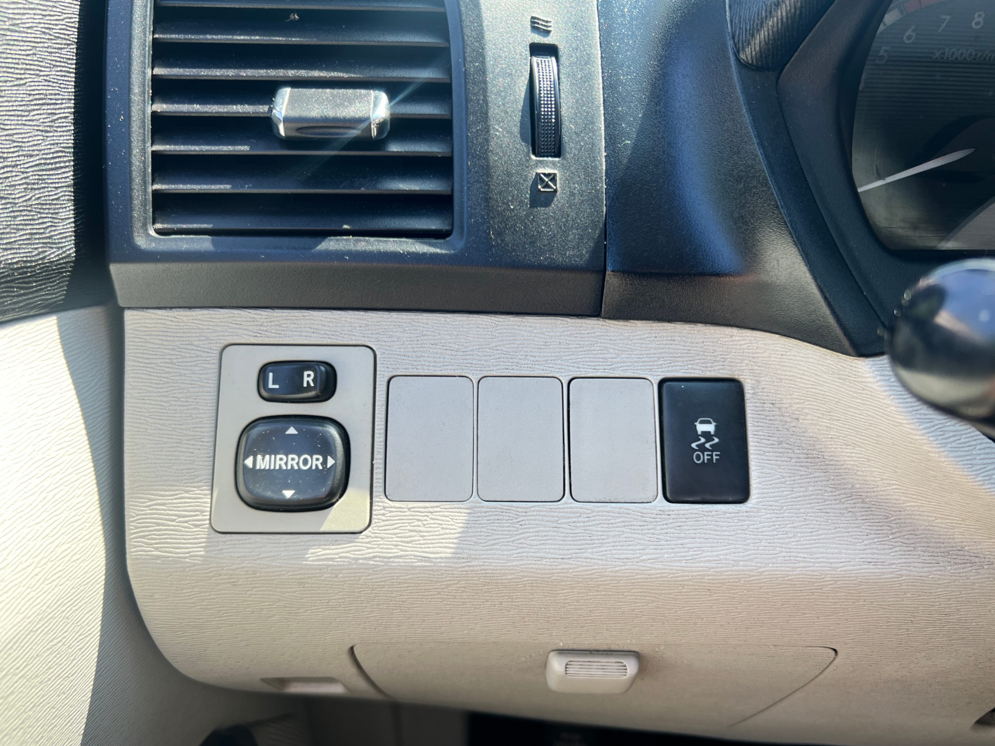 /crownautomobile/2012-Toyota-Venza-03886449721122376.jpg