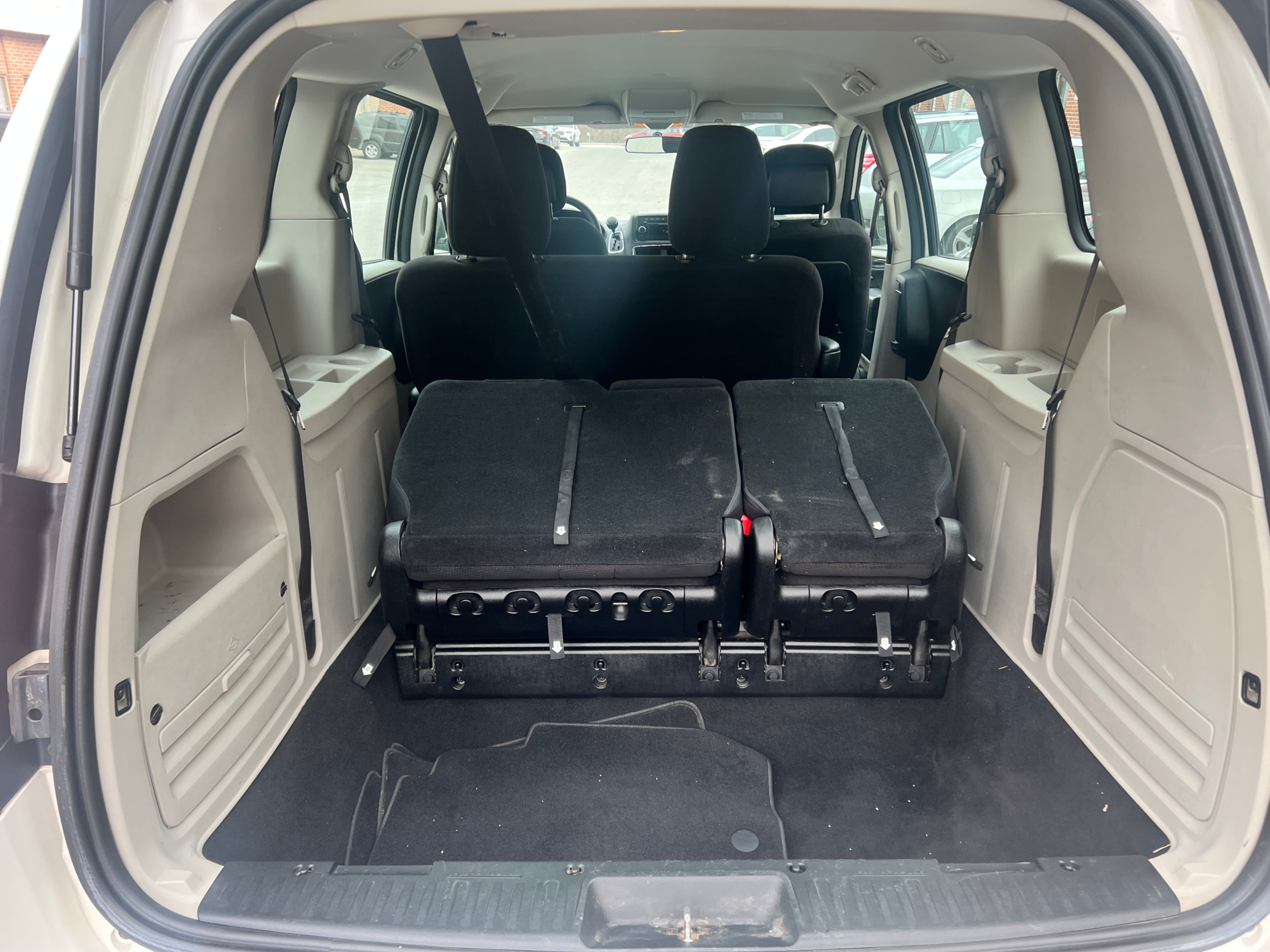 /crownautomobile/2013-Dodge-GrandCaravan-09667217522196436.jpg