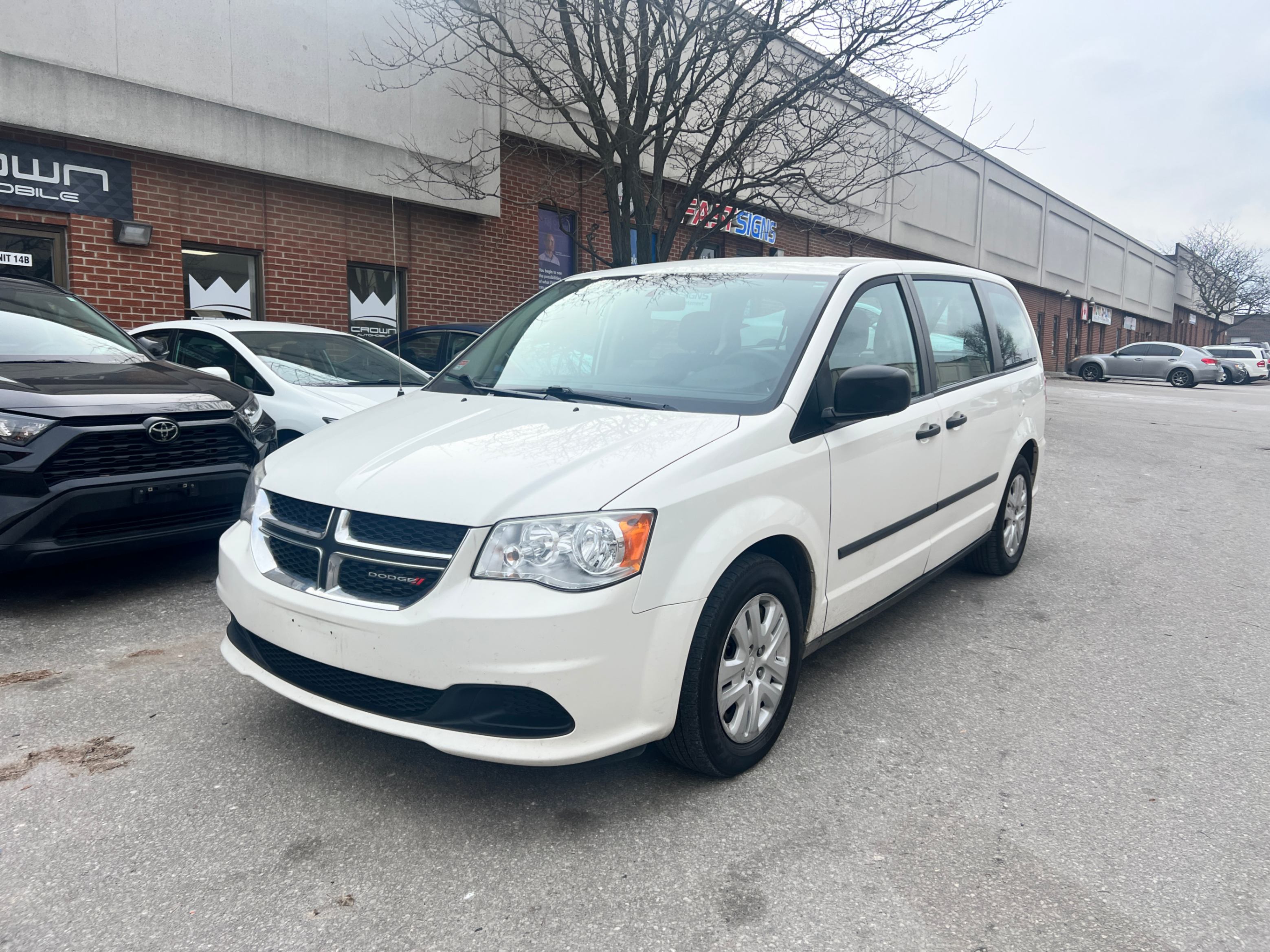 /crownautomobile/2013-Dodge-GrandCaravan-5340831757316264.jpg