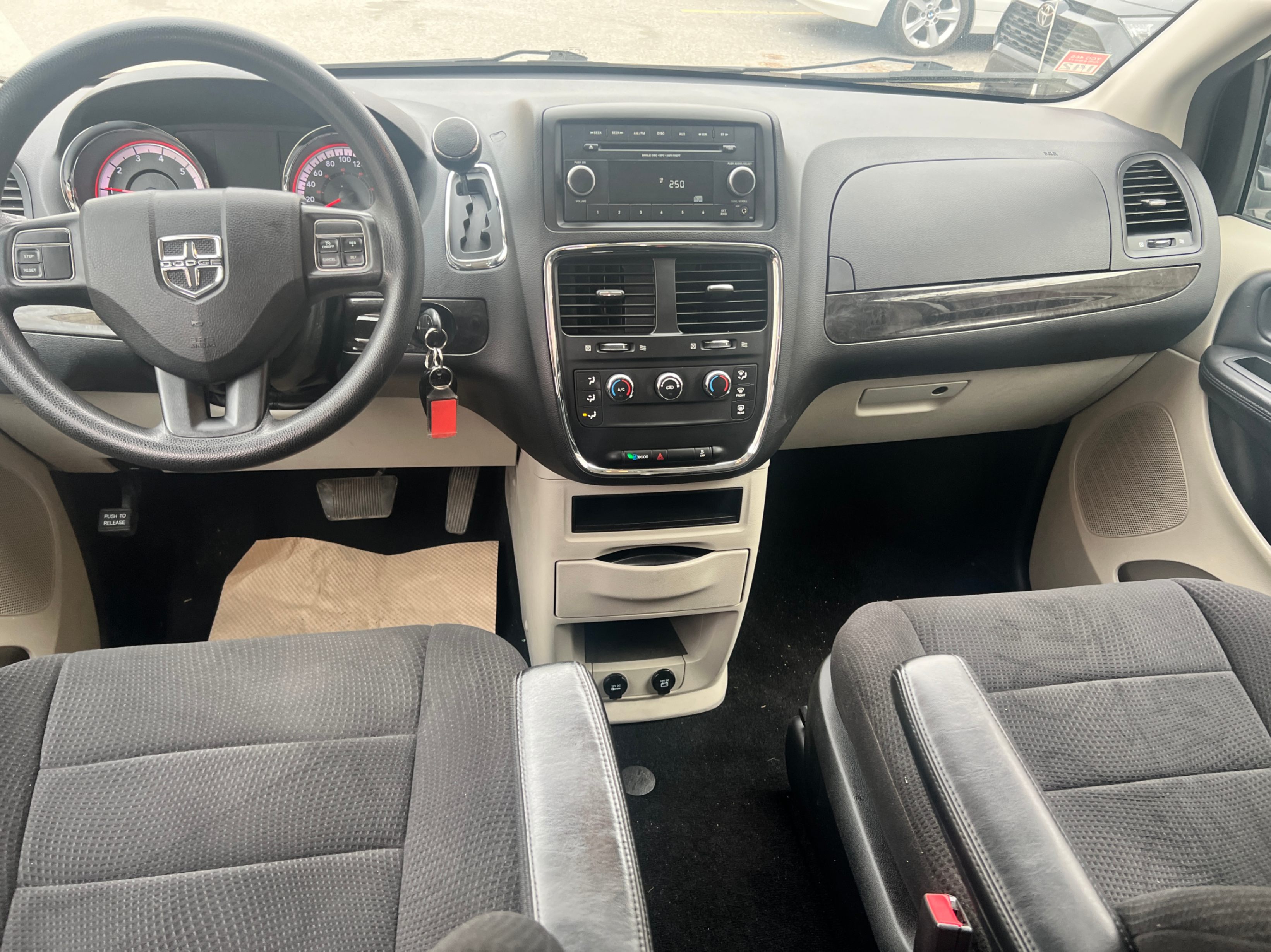 /crownautomobile/2013-Dodge-GrandCaravan-7182803641186866.jpg