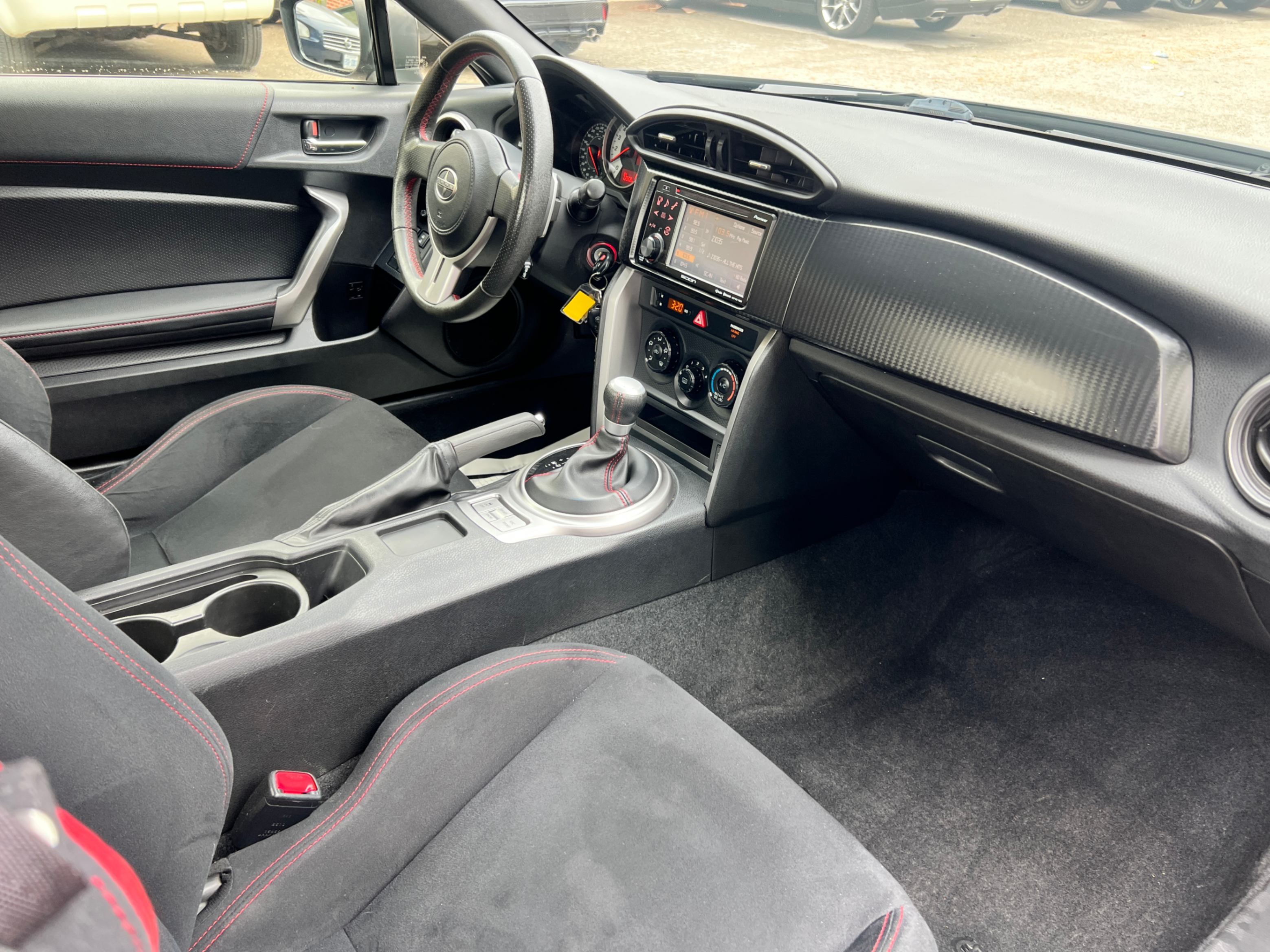 /crownautomobile/2013-Scion-FR-S-5234532521872064.jpg