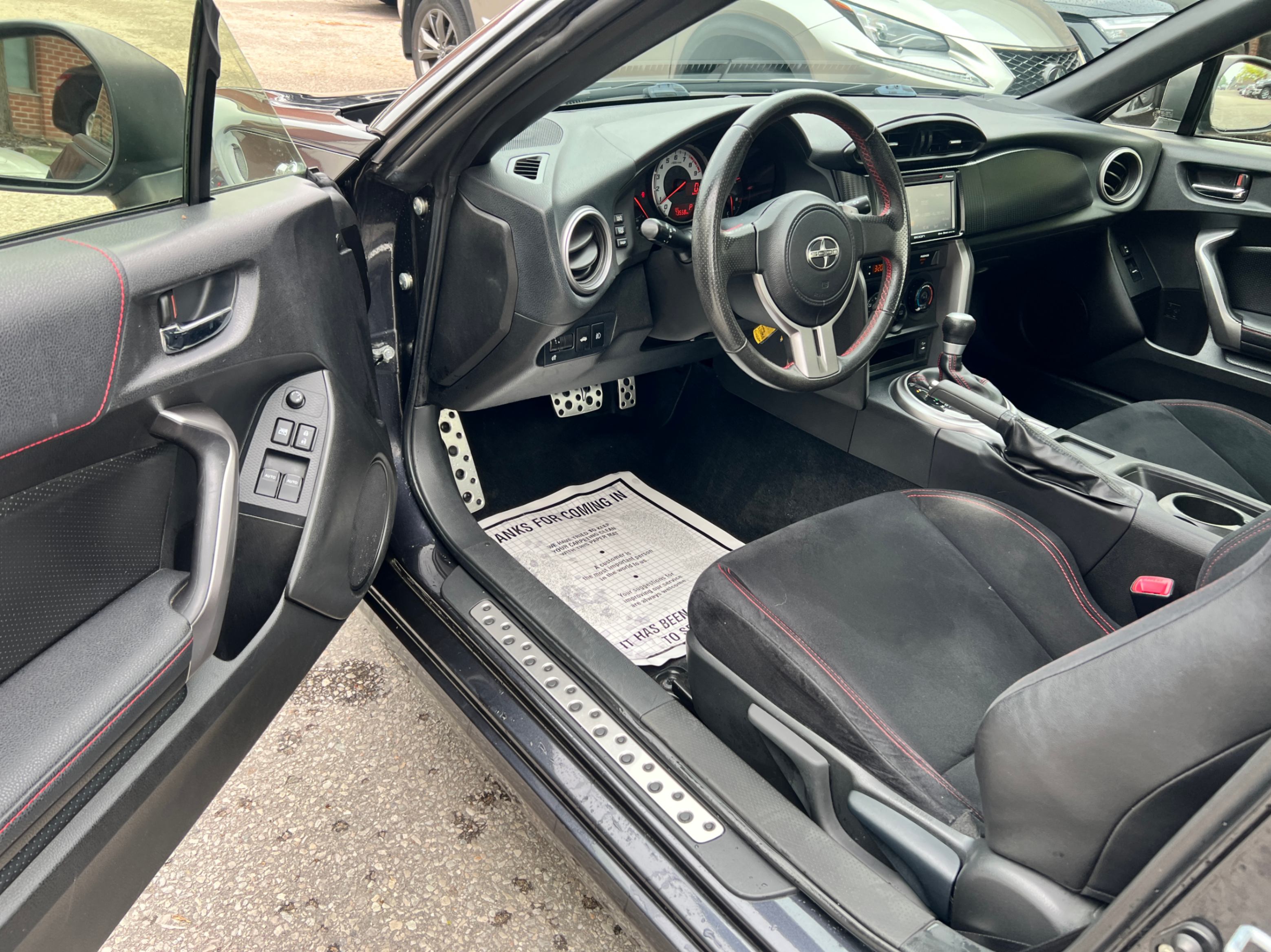 /crownautomobile/2013-Scion-FR-S-6216493205033822.jpg