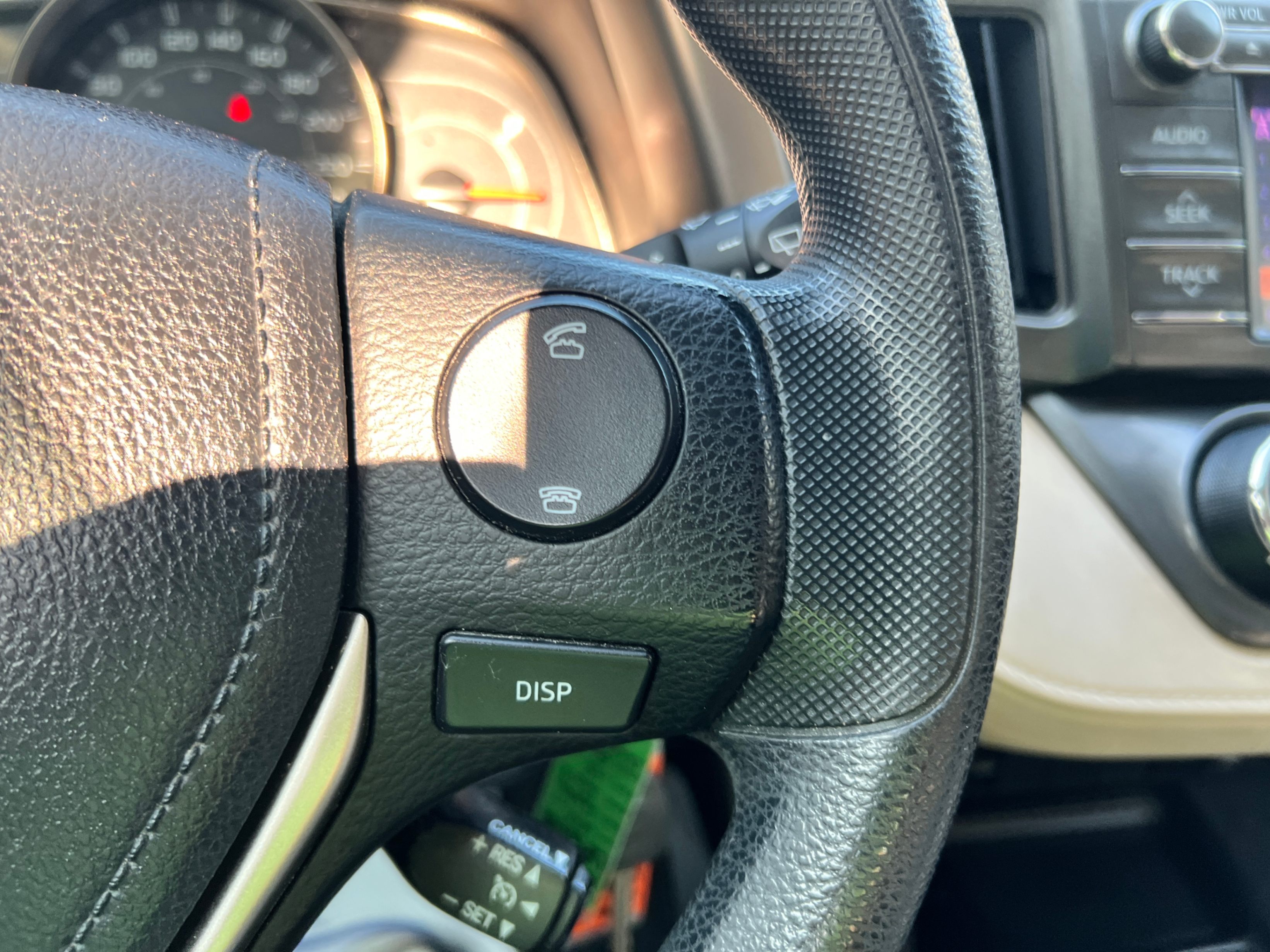 /crownautomobile/2013-Toyota-RAV4-12611197133707575.jpg