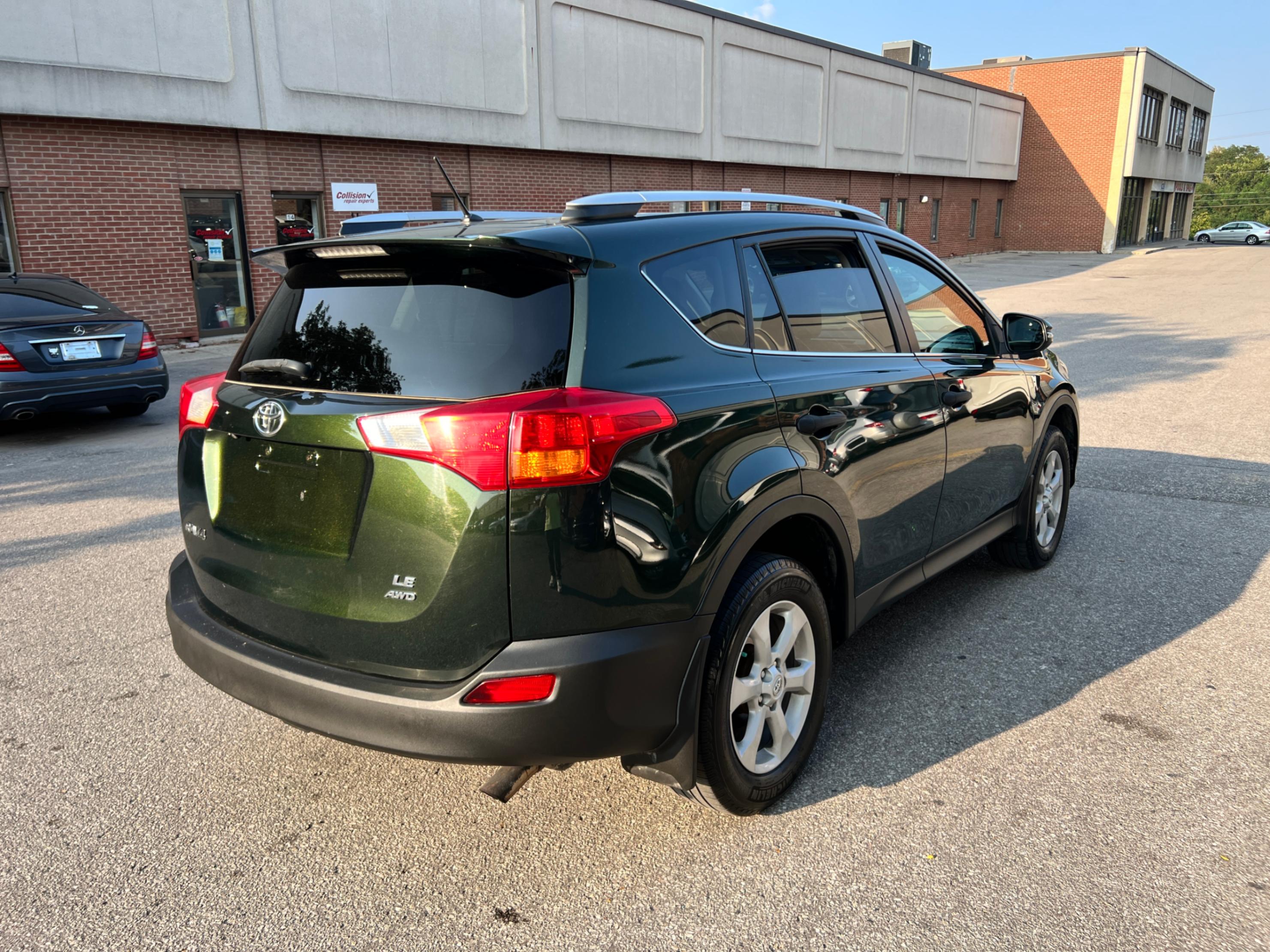 /crownautomobile/2013-Toyota-RAV4-17309446028800823.jpg