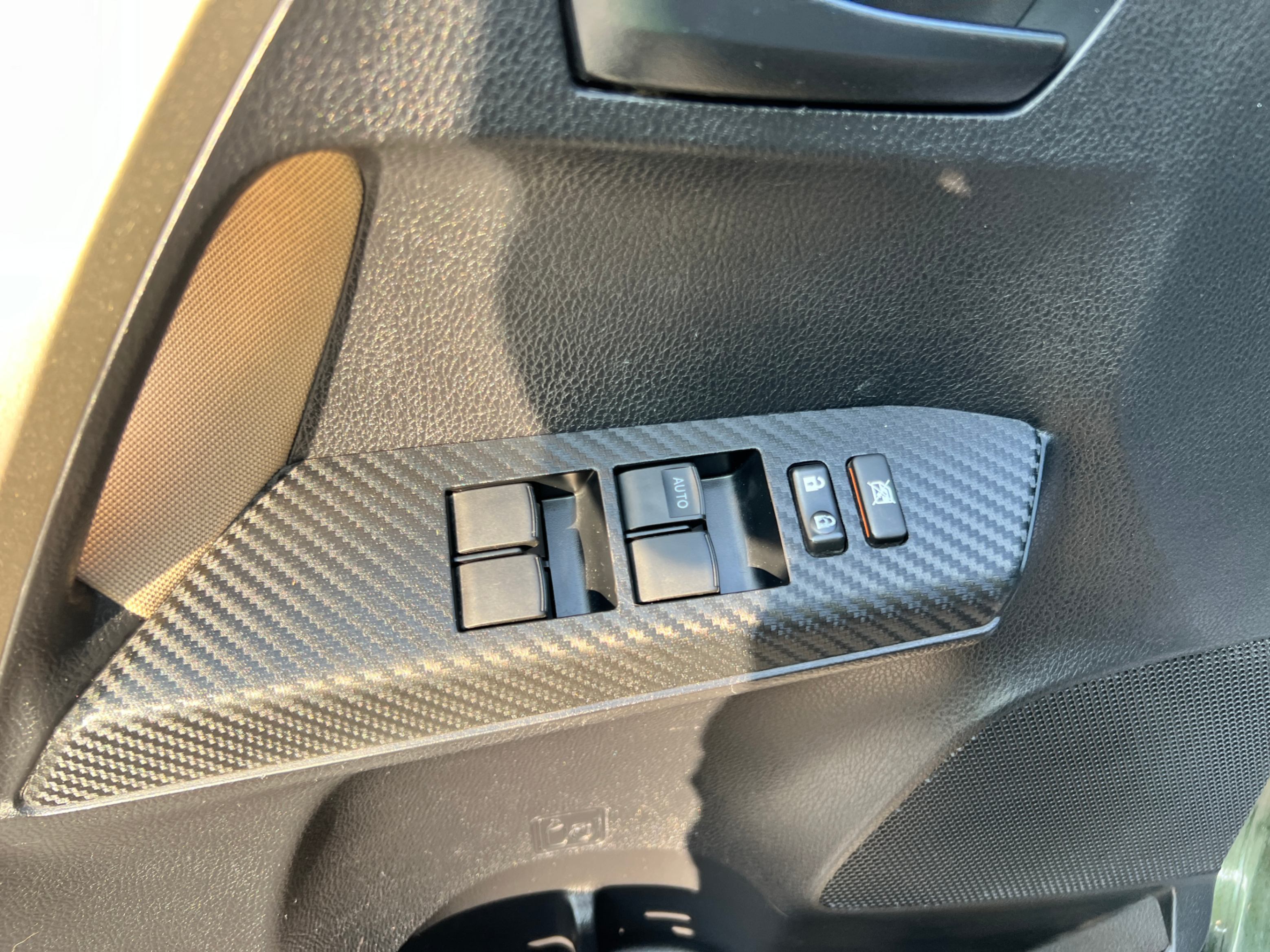 /crownautomobile/2013-Toyota-RAV4-46907671262095607.jpg