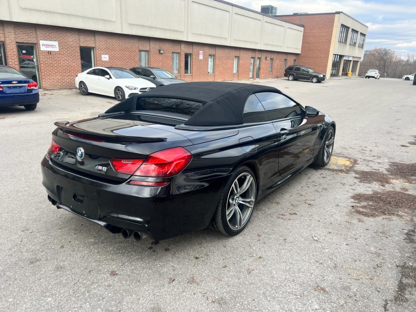 /crownautomobile/2014-BMW-M6-6262415952986606.jpg