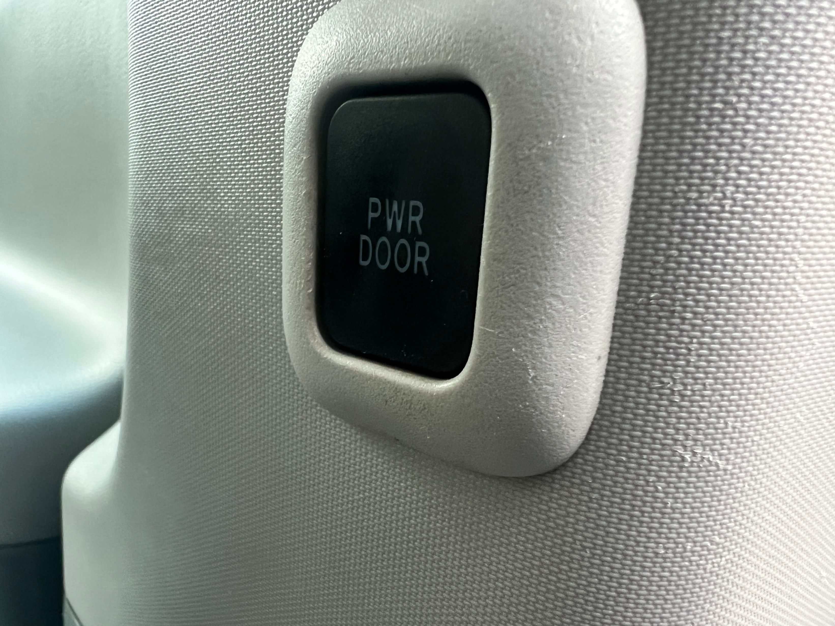 /crownautomobile/2014-Toyota-Sienna-8926564298905533.jpg