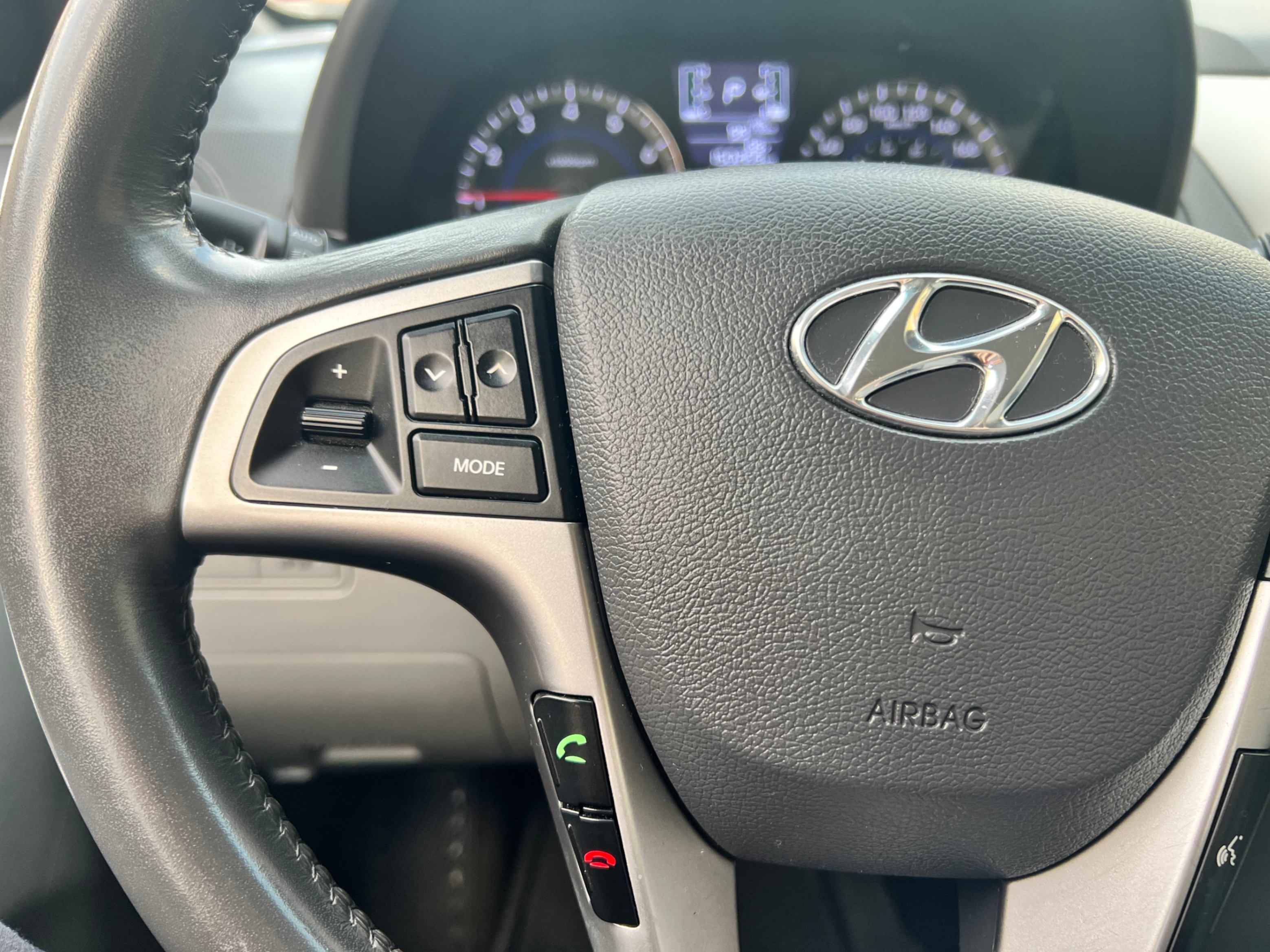 /crownautomobile/2015-Hyundai-Accent-5067118086020252.jpg