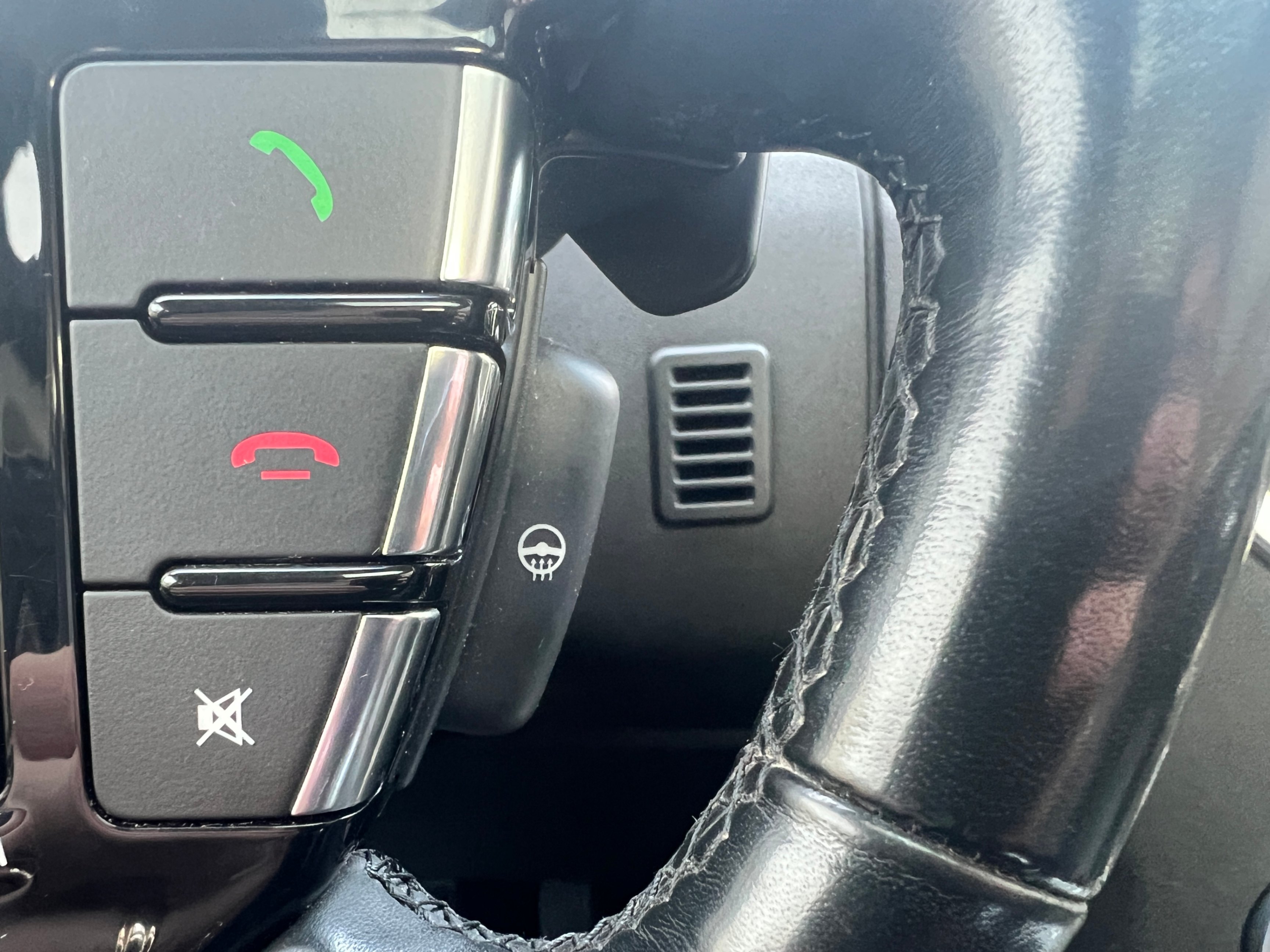 /crownautomobile/2016-LandRover-LR4-94634232894881.jpg