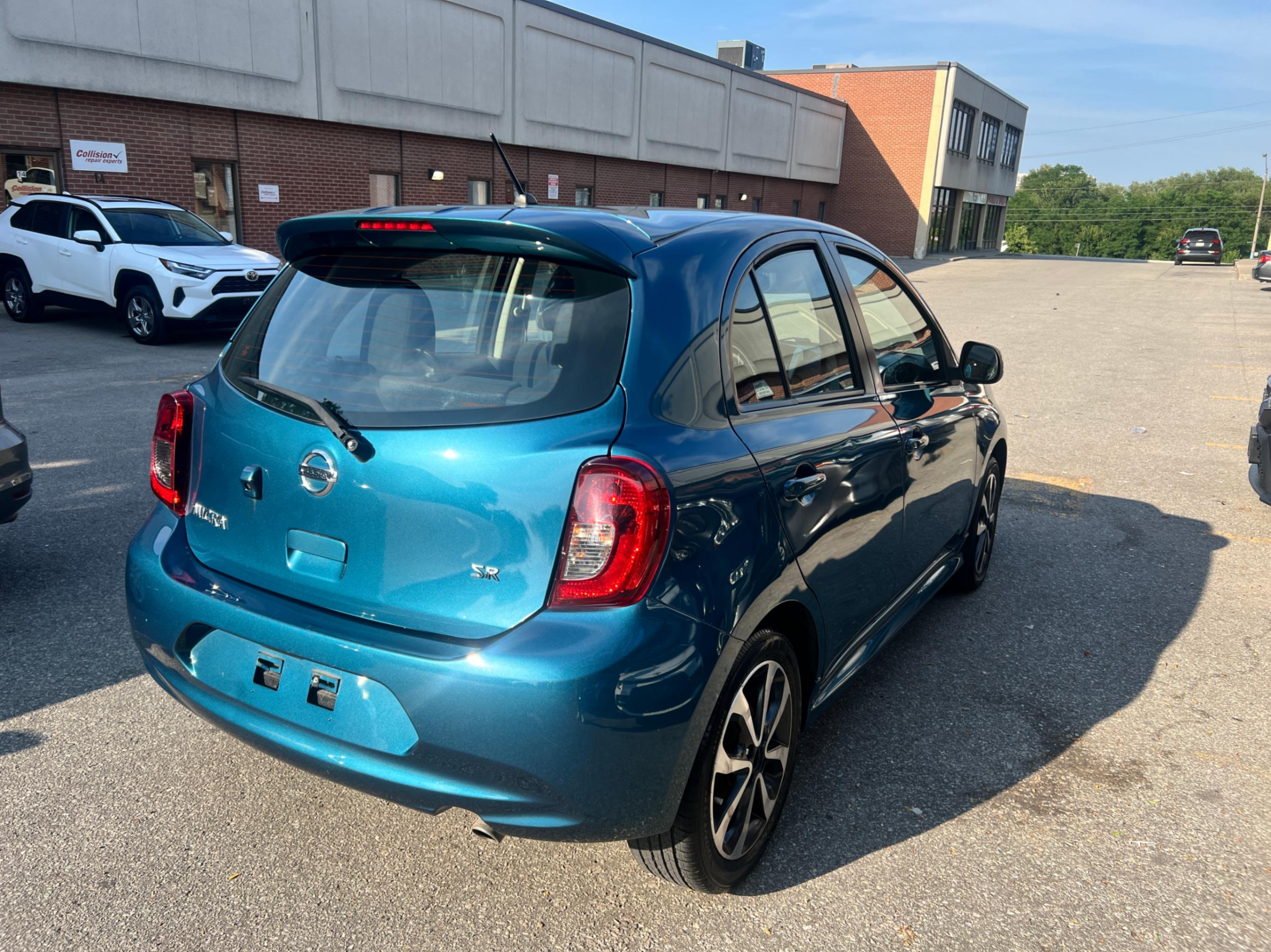 /crownautomobile/2016-Nissan-Micra-9146294184544062.jpg