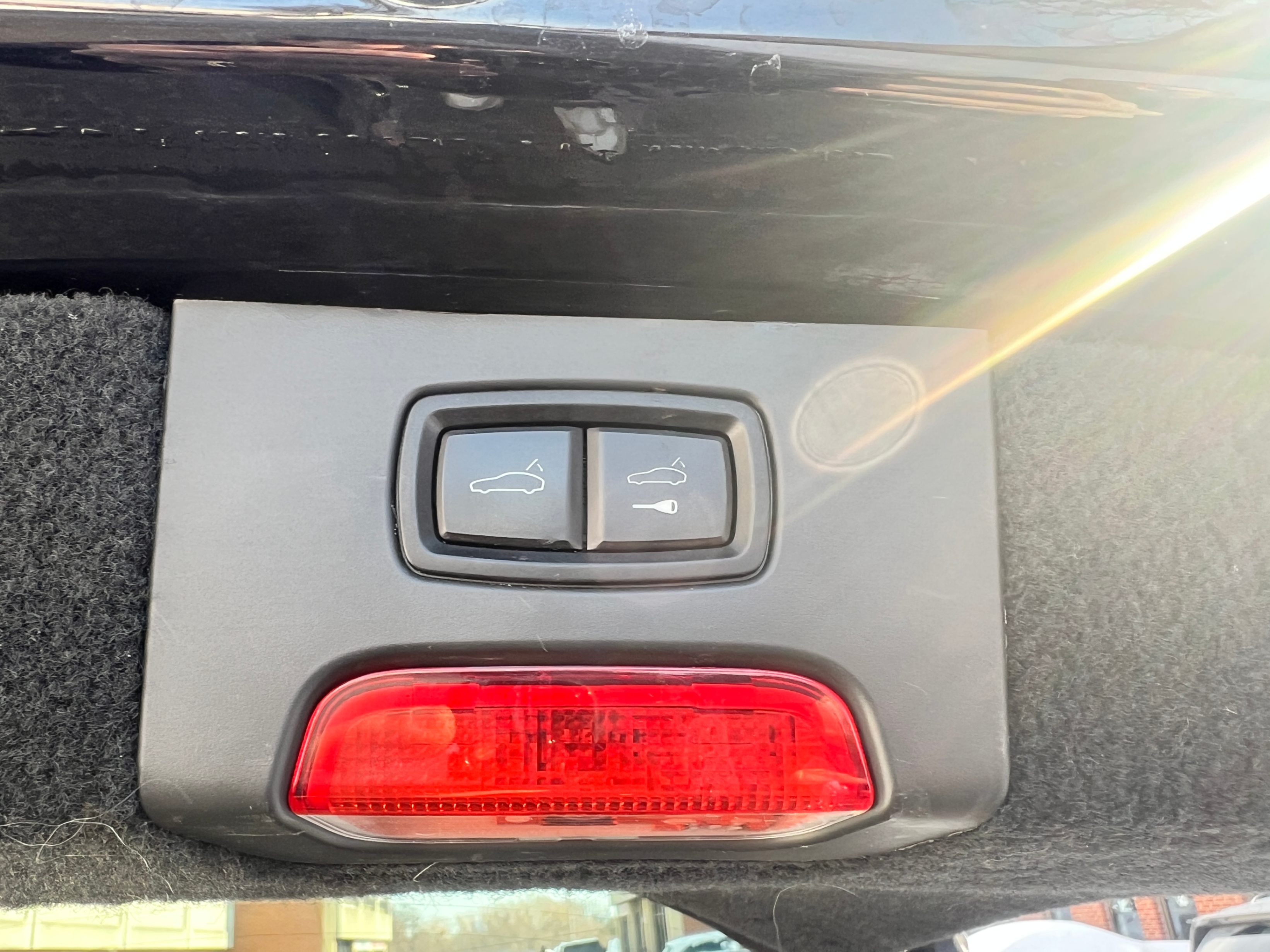 /crownautomobile/2016-Porsche-Cayenne-6275759756112604.jpg