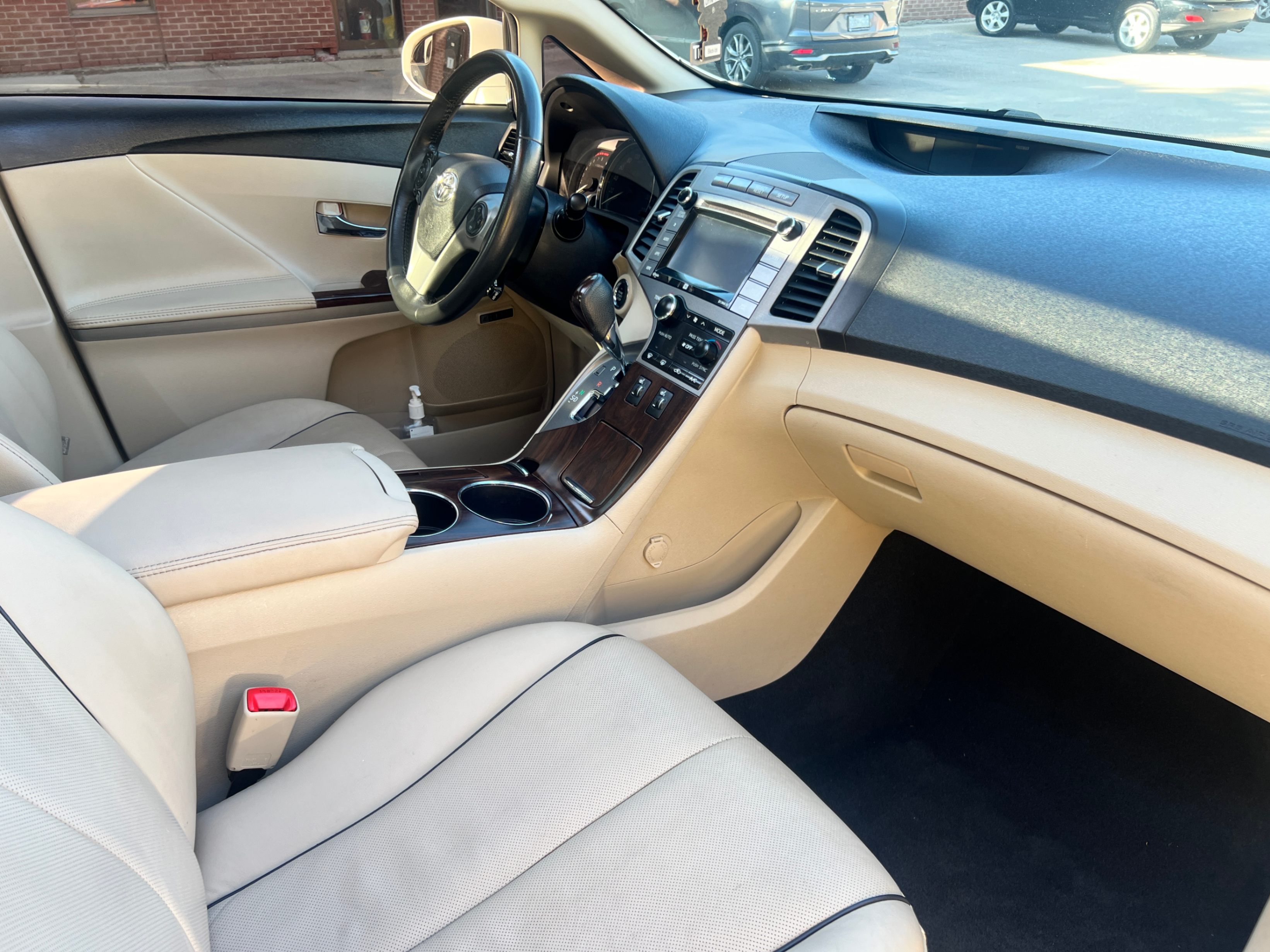 /crownautomobile/2016-Toyota-Venza-8976811079814215.jpg