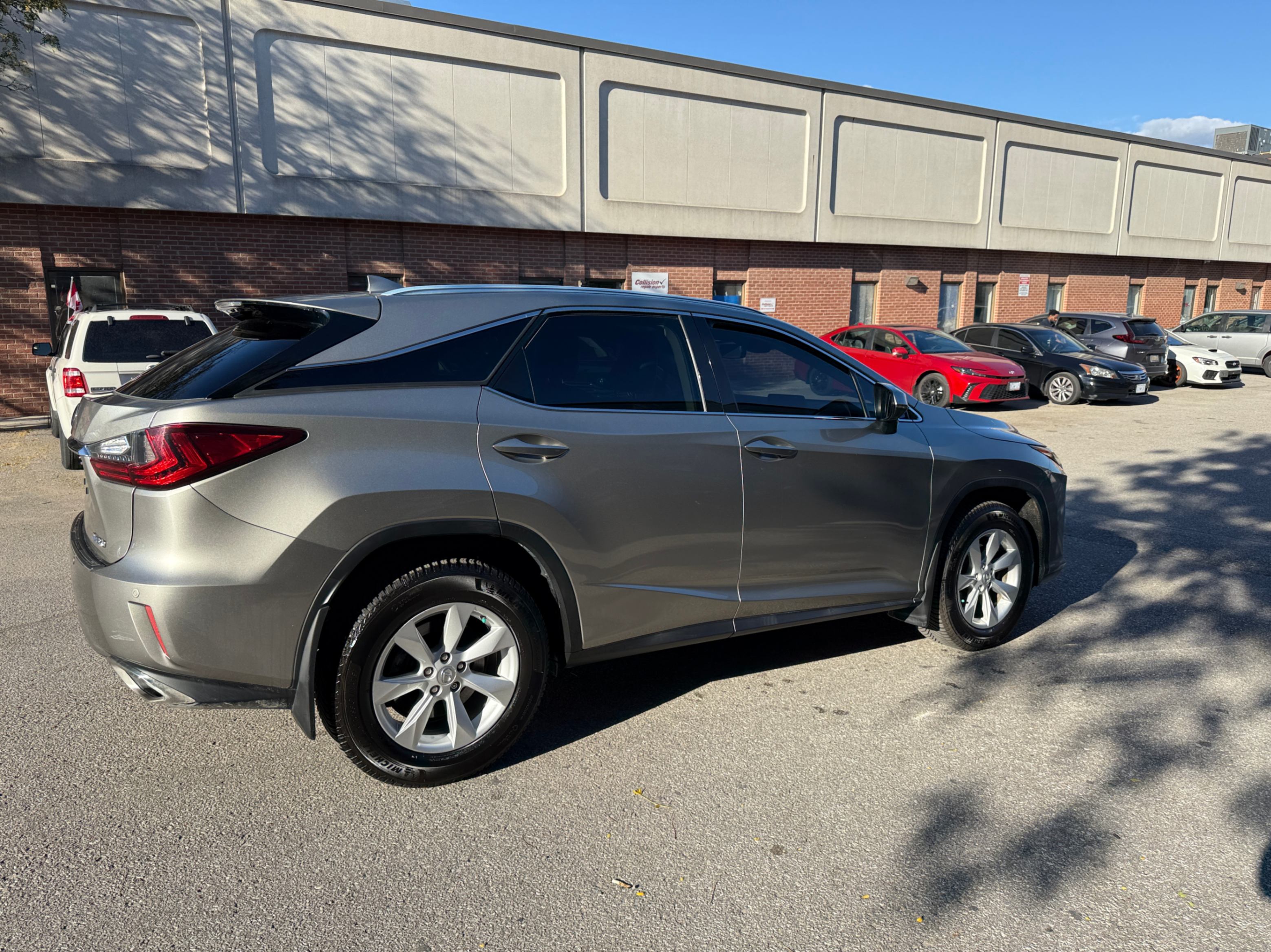 /crownautomobile/2017-Lexus-RX350-602073994407808.jpg