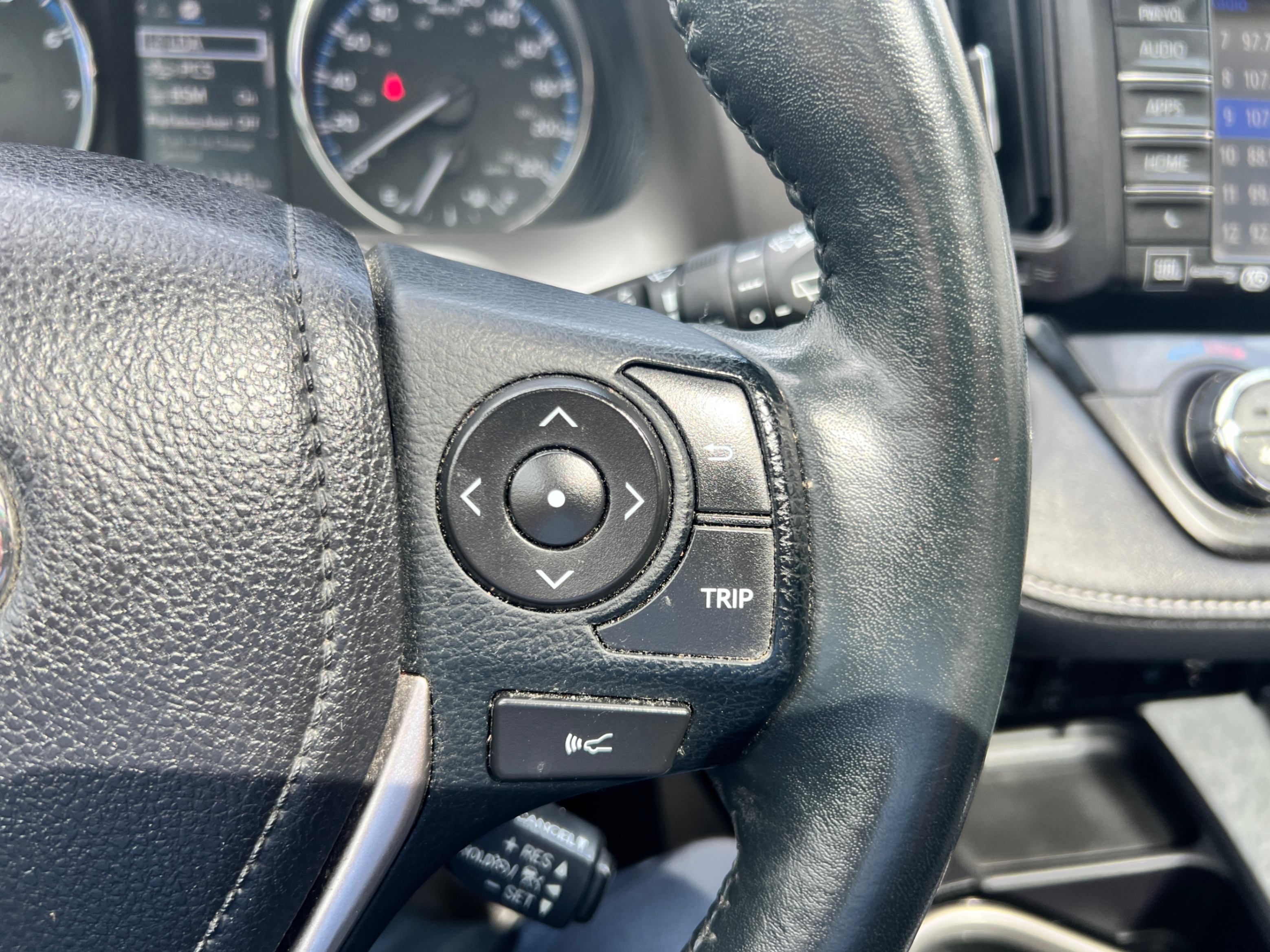 /crownautomobile/2017-Toyota-RAV4-2650546440052539.jpg