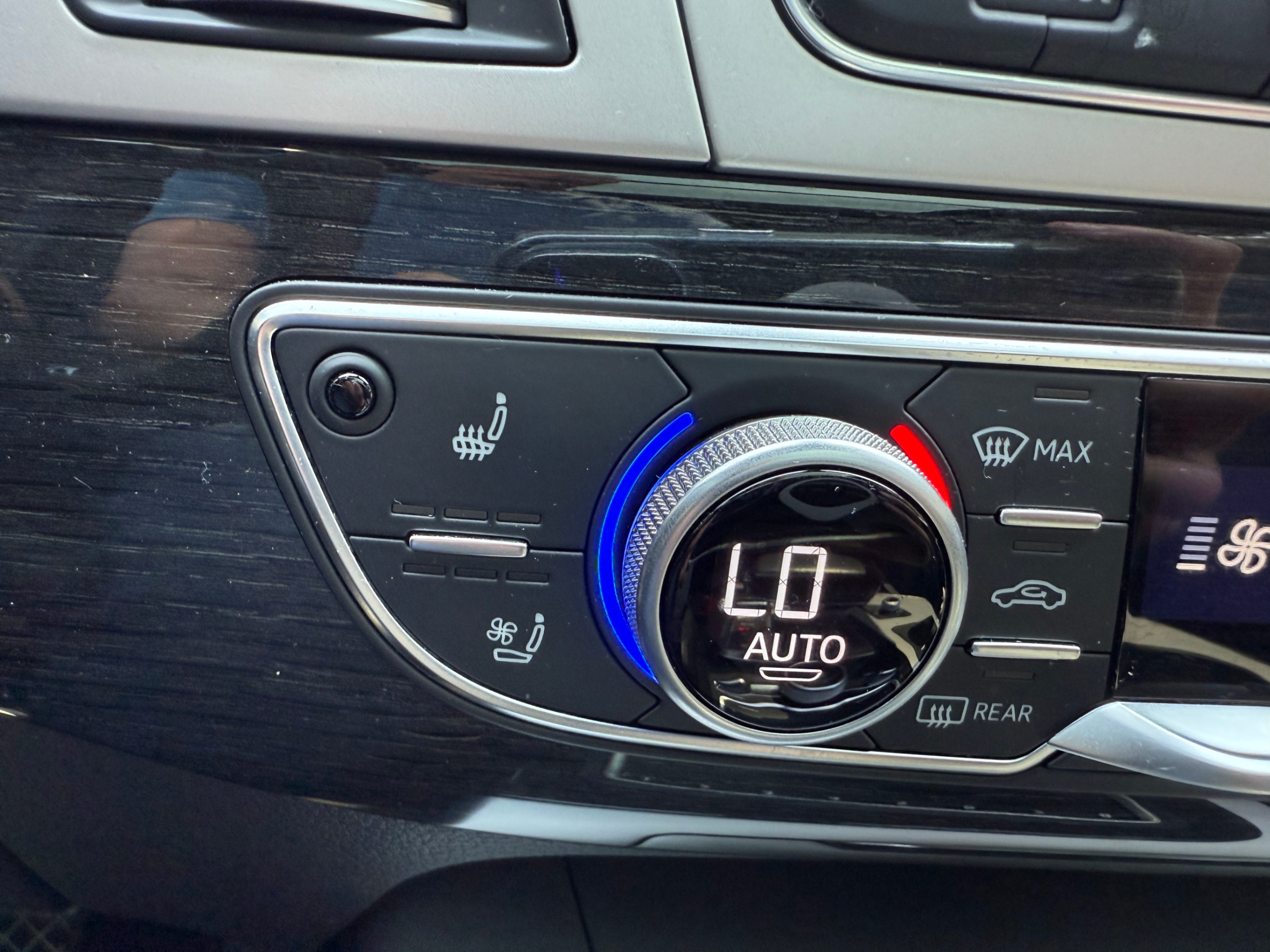 /crownautomobile/2018-Audi-Q7-8755540603859571.jpg