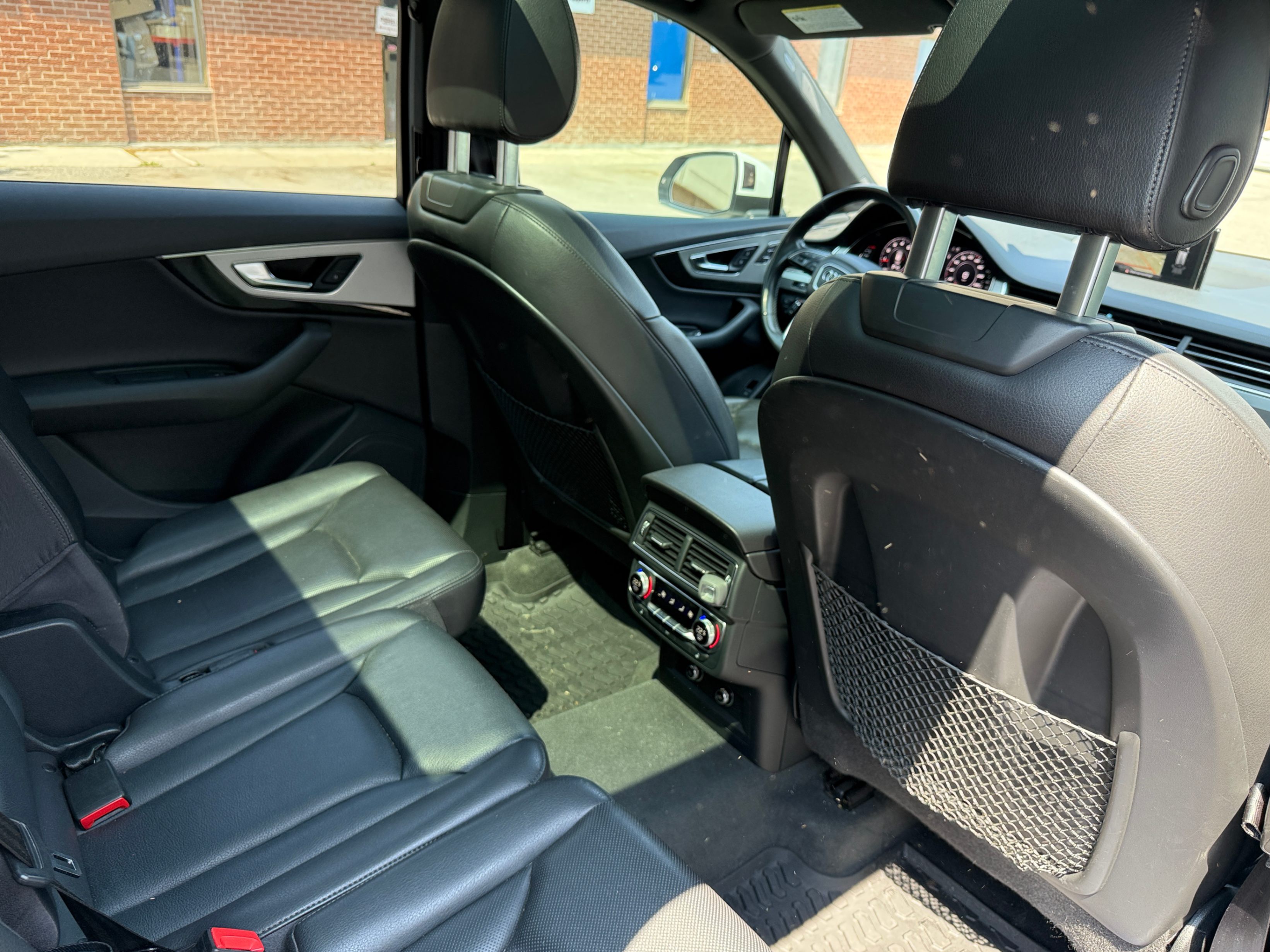 /crownautomobile/2018-Audi-Q7-9547368519322958.jpg