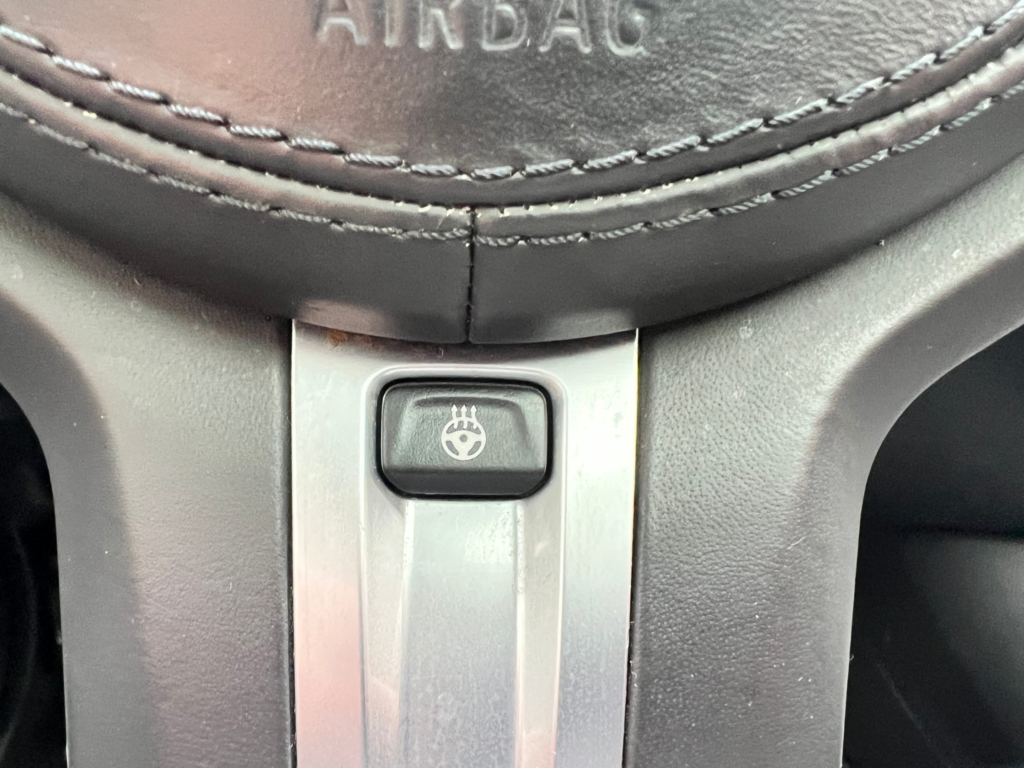 /crownautomobile/2018-BMW-5Series-08468713458491961.jpg