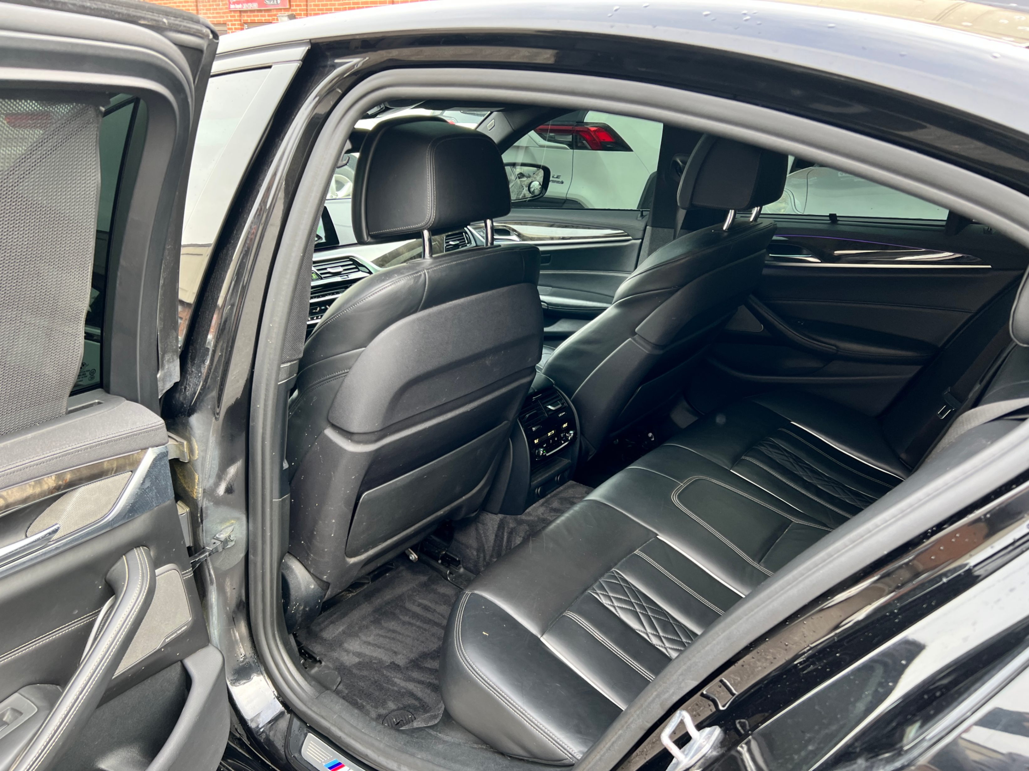 /crownautomobile/2018-BMW-5Series-197071181270132.jpg