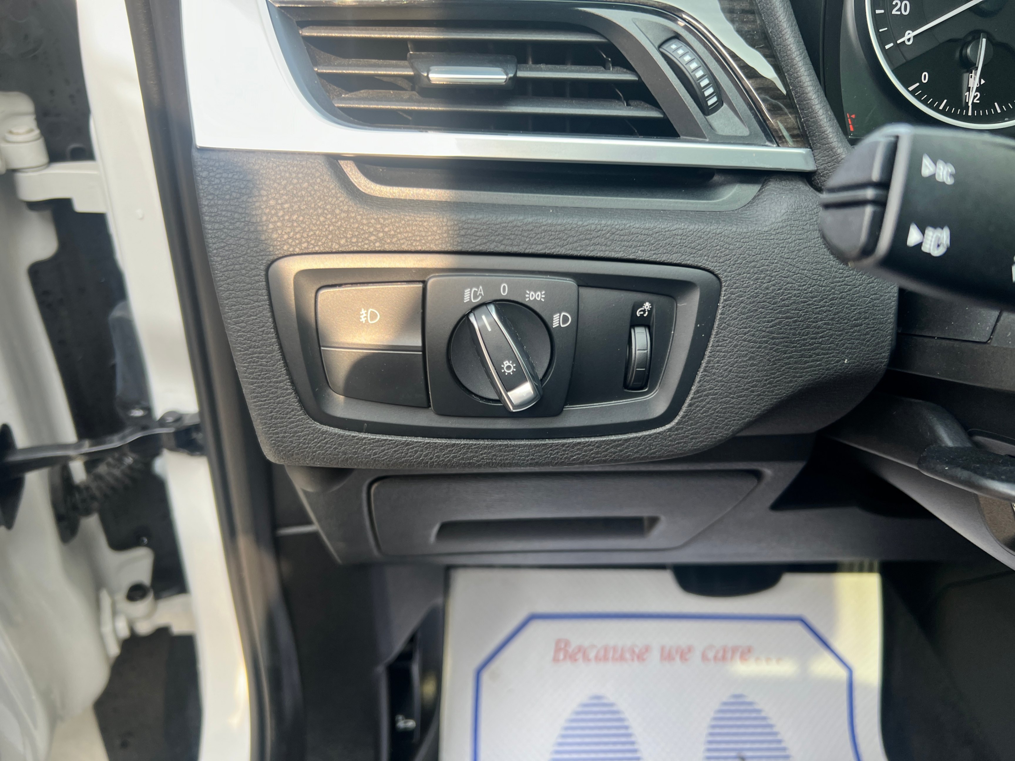 /crownautomobile/2018-BMW-X1-22929460339149954.jpg