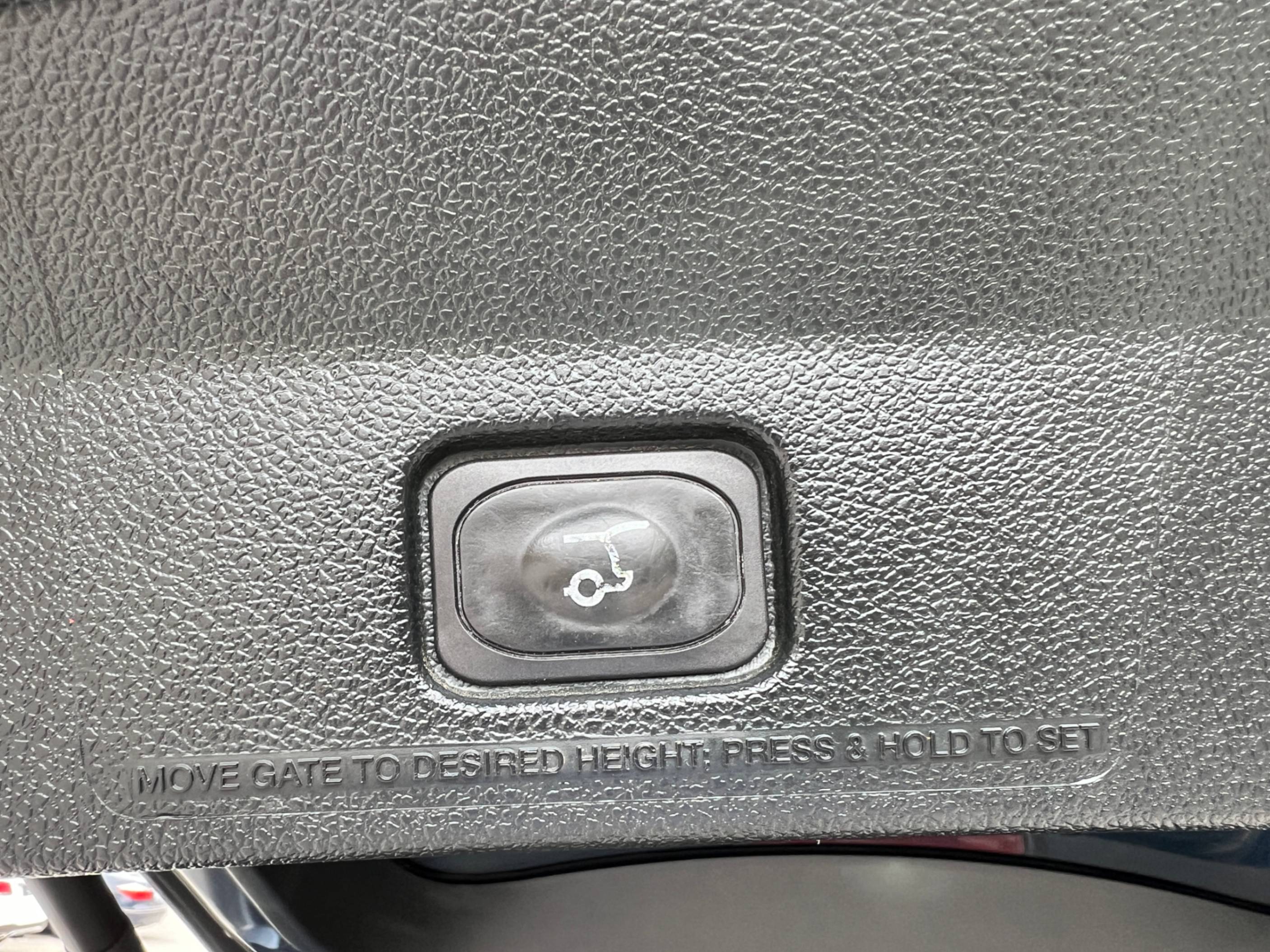 /crownautomobile/2018-Ford-Explorer-5155667757033517.jpg