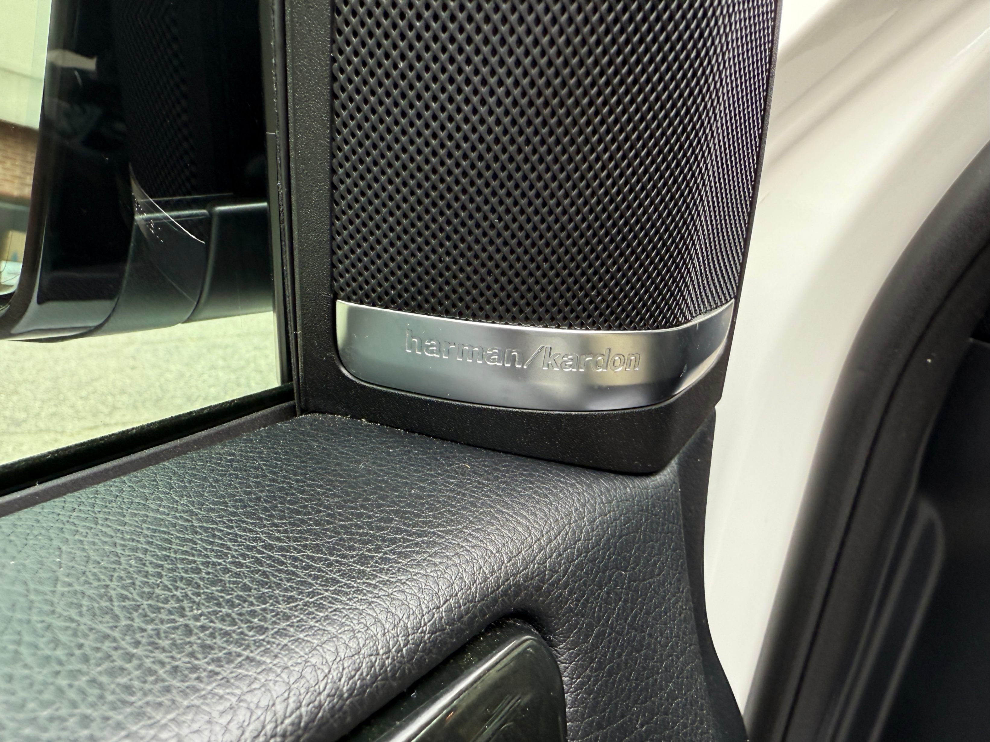 /crownautomobile/2018-Mercedes-Benz-GLE-class-1585967163107156.jpg