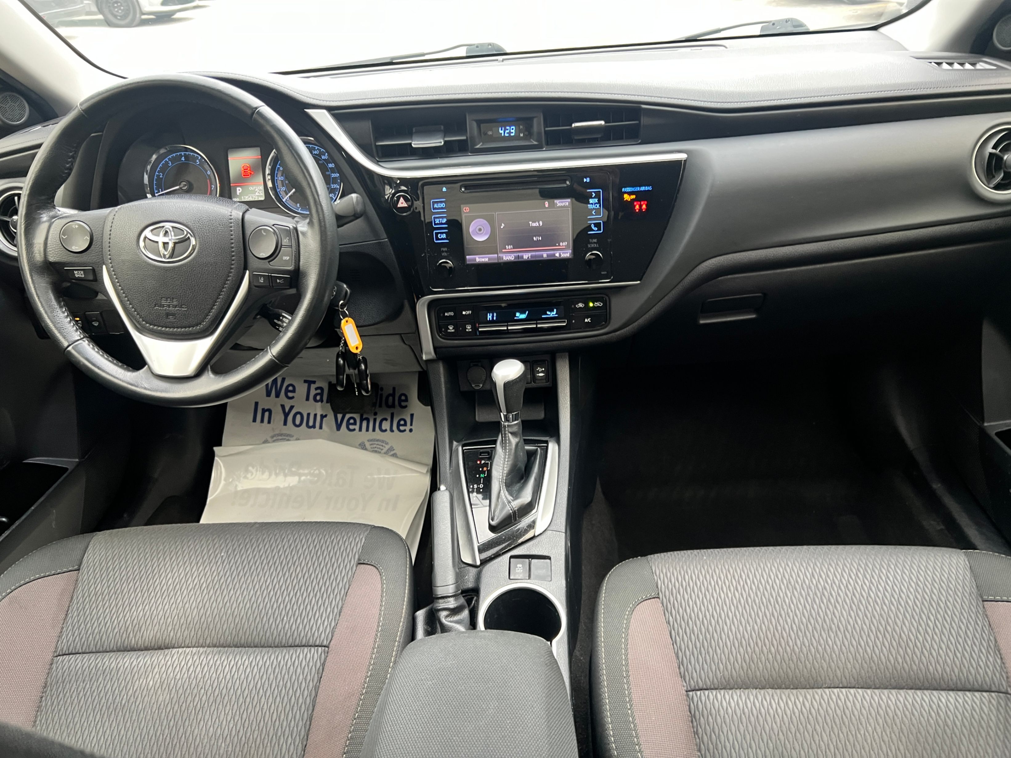 /crownautomobile/2018-Toyota-Corolla-18135145481986426.jpg
