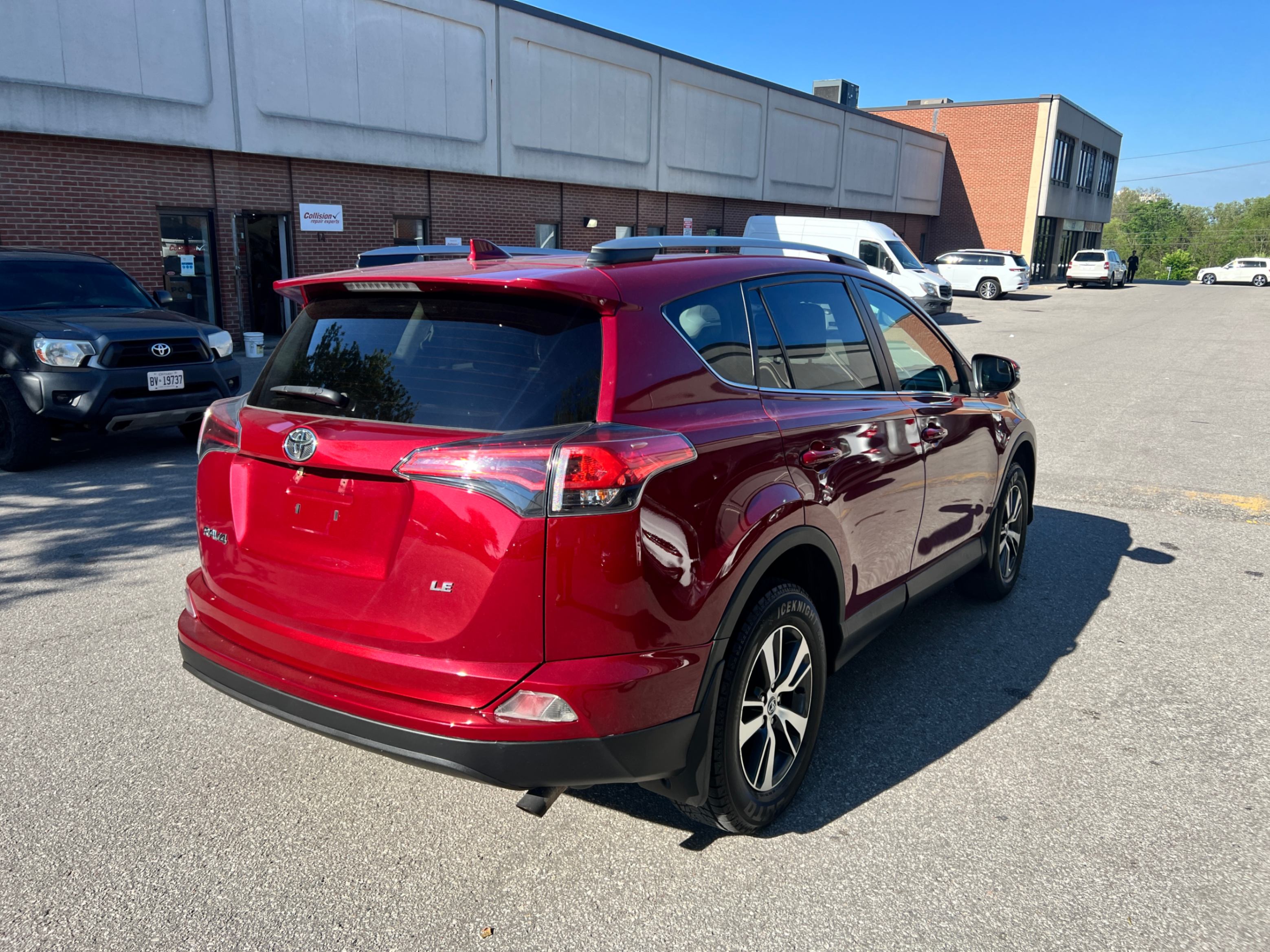 /crownautomobile/2018-Toyota-RAV4-7746424026651806.jpg
