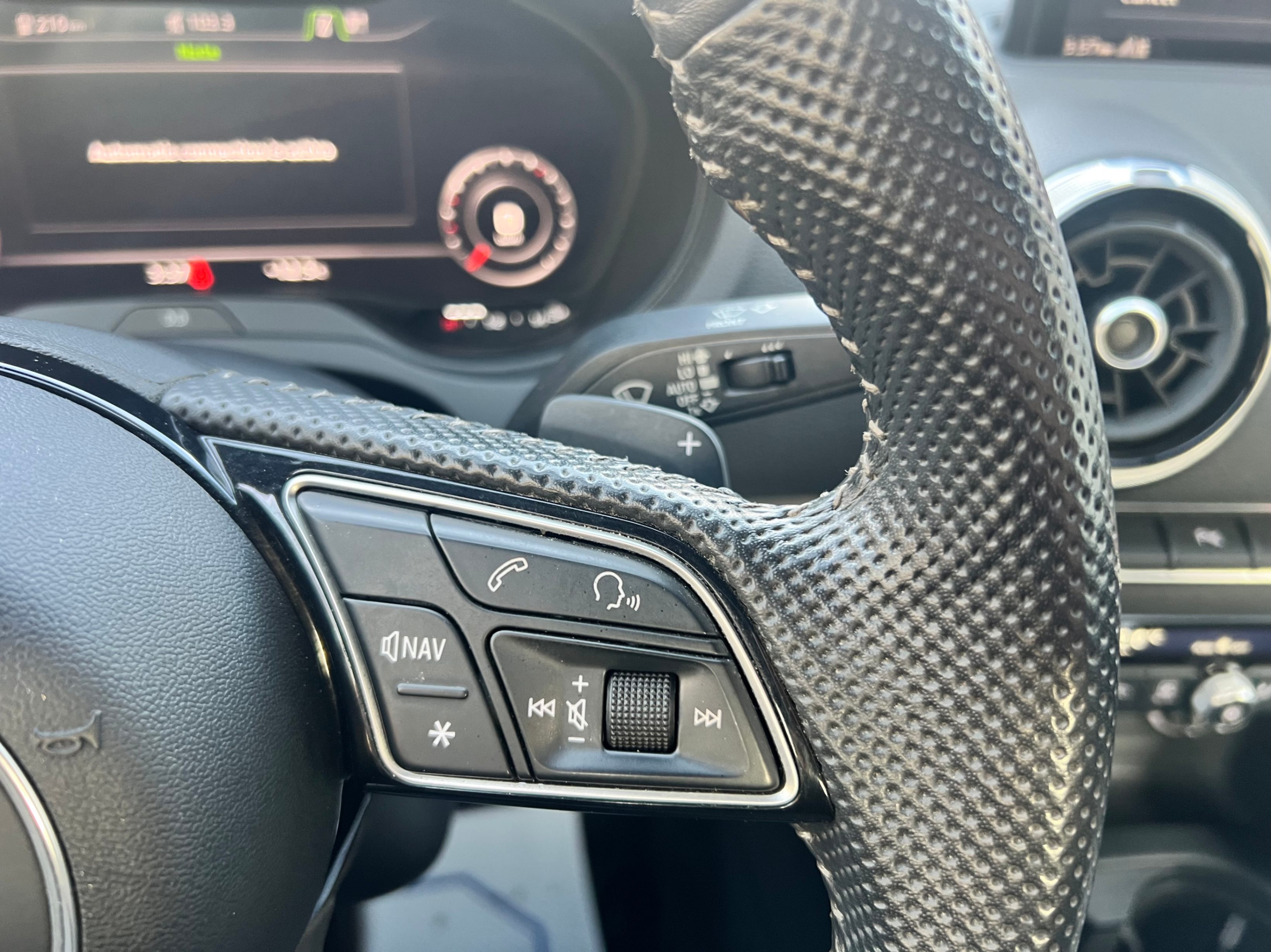 /crownautomobile/2019-Audi-A3Cabriolet-43011689495488037.jpg