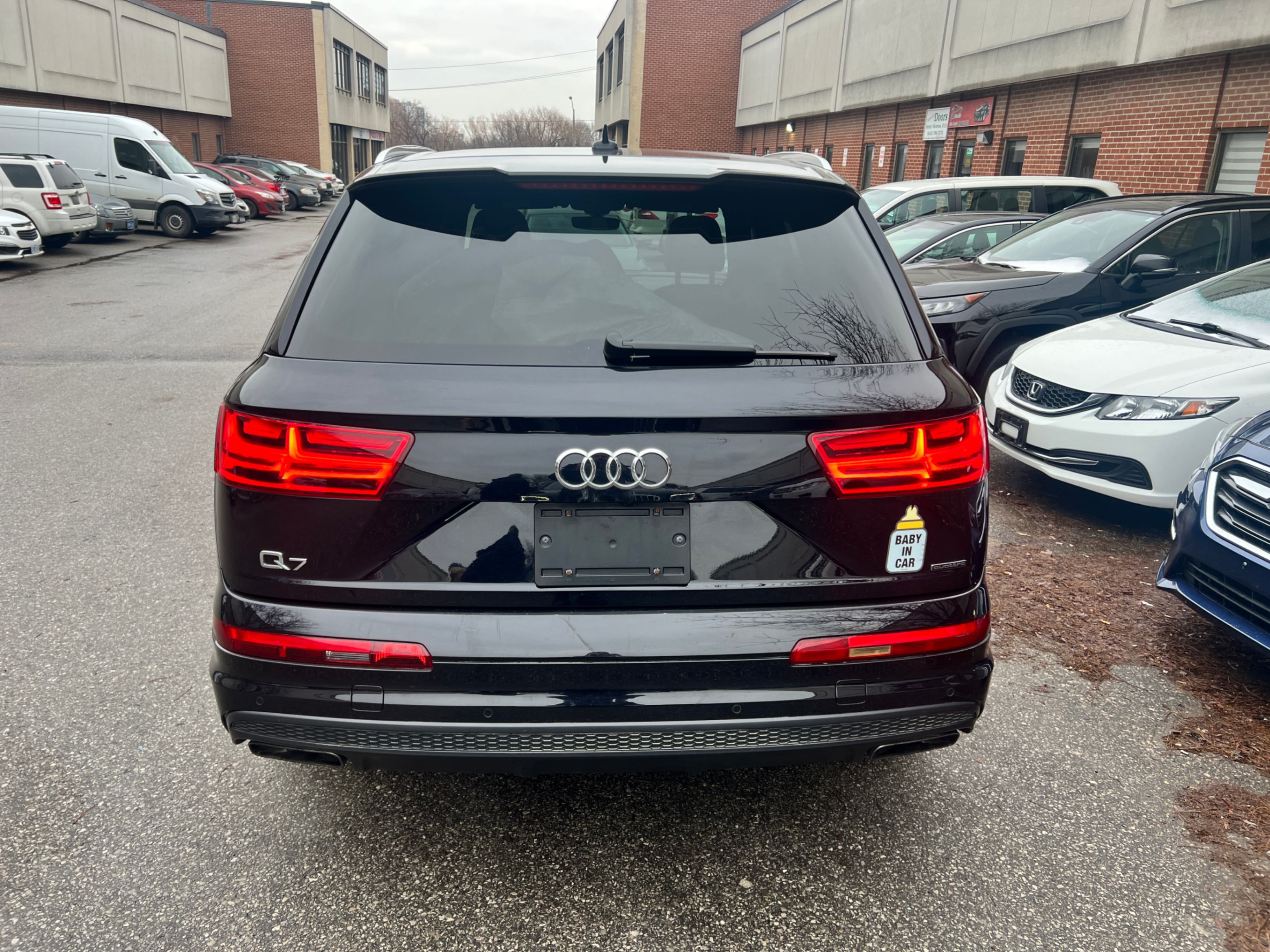 /crownautomobile/2019-Audi-Q7-10422841512485426.jpg