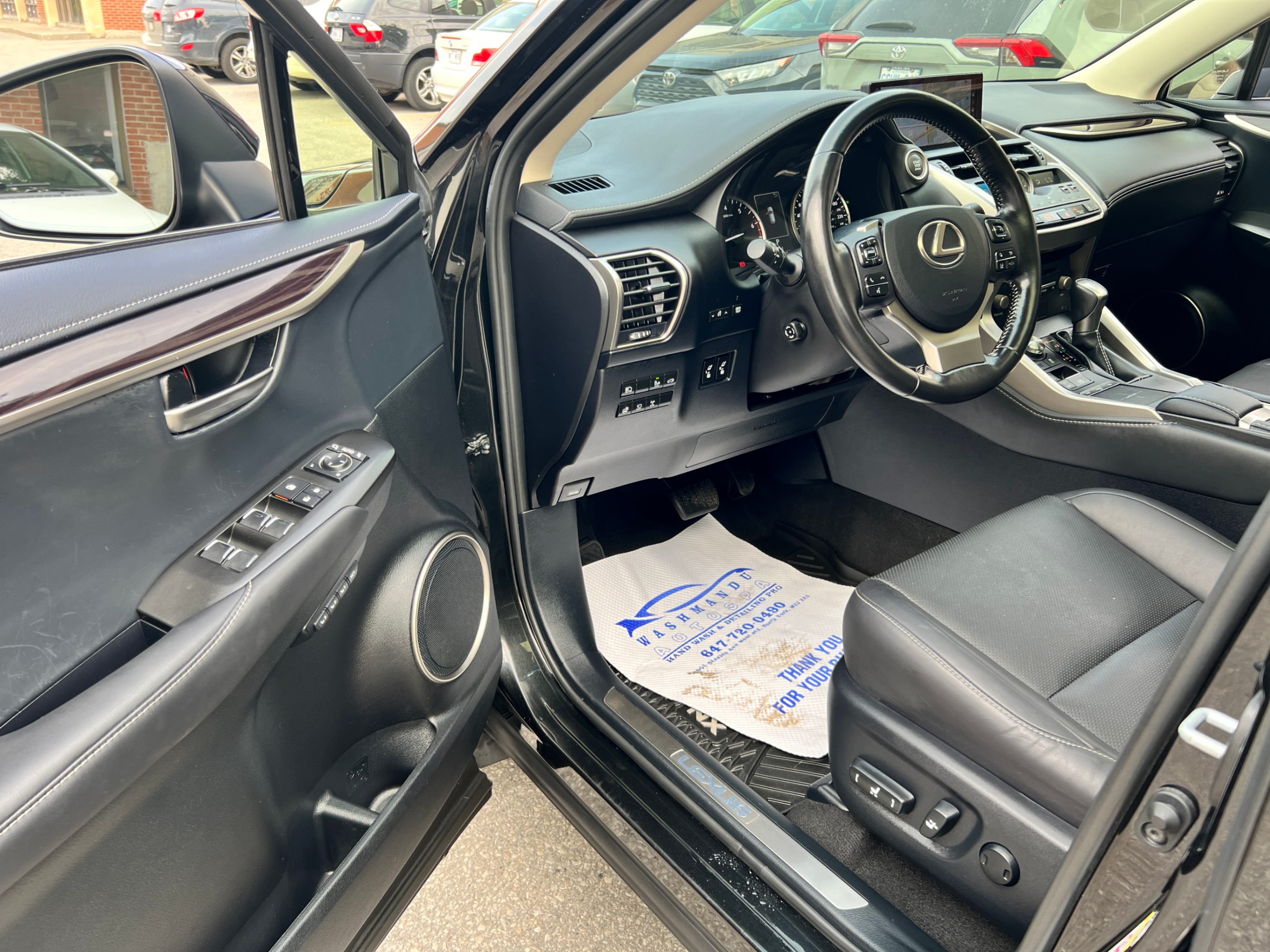 /crownautomobile/2019-Lexus-NX-13923591426117943.jpg